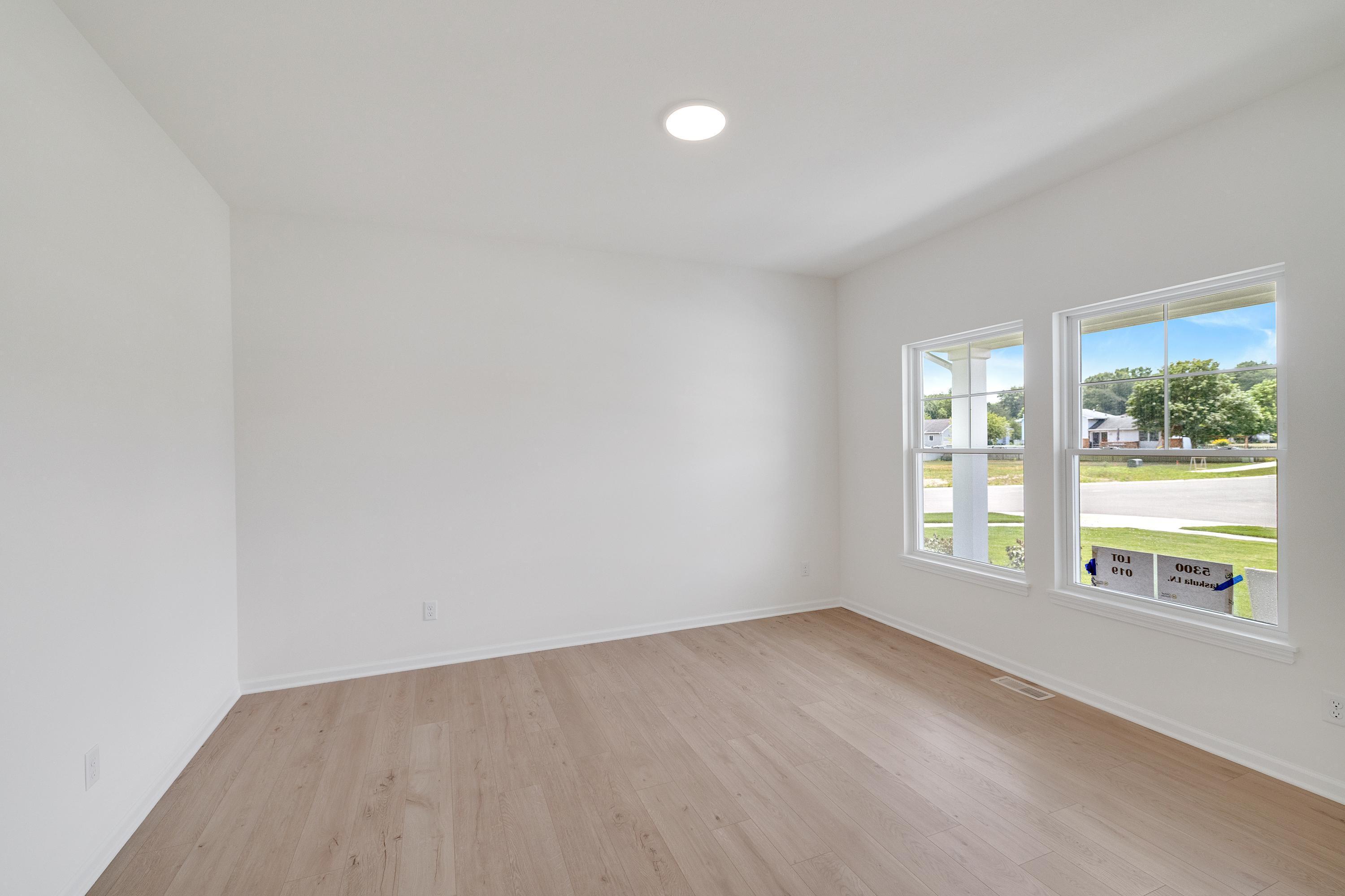 5300 Jaskula Lane