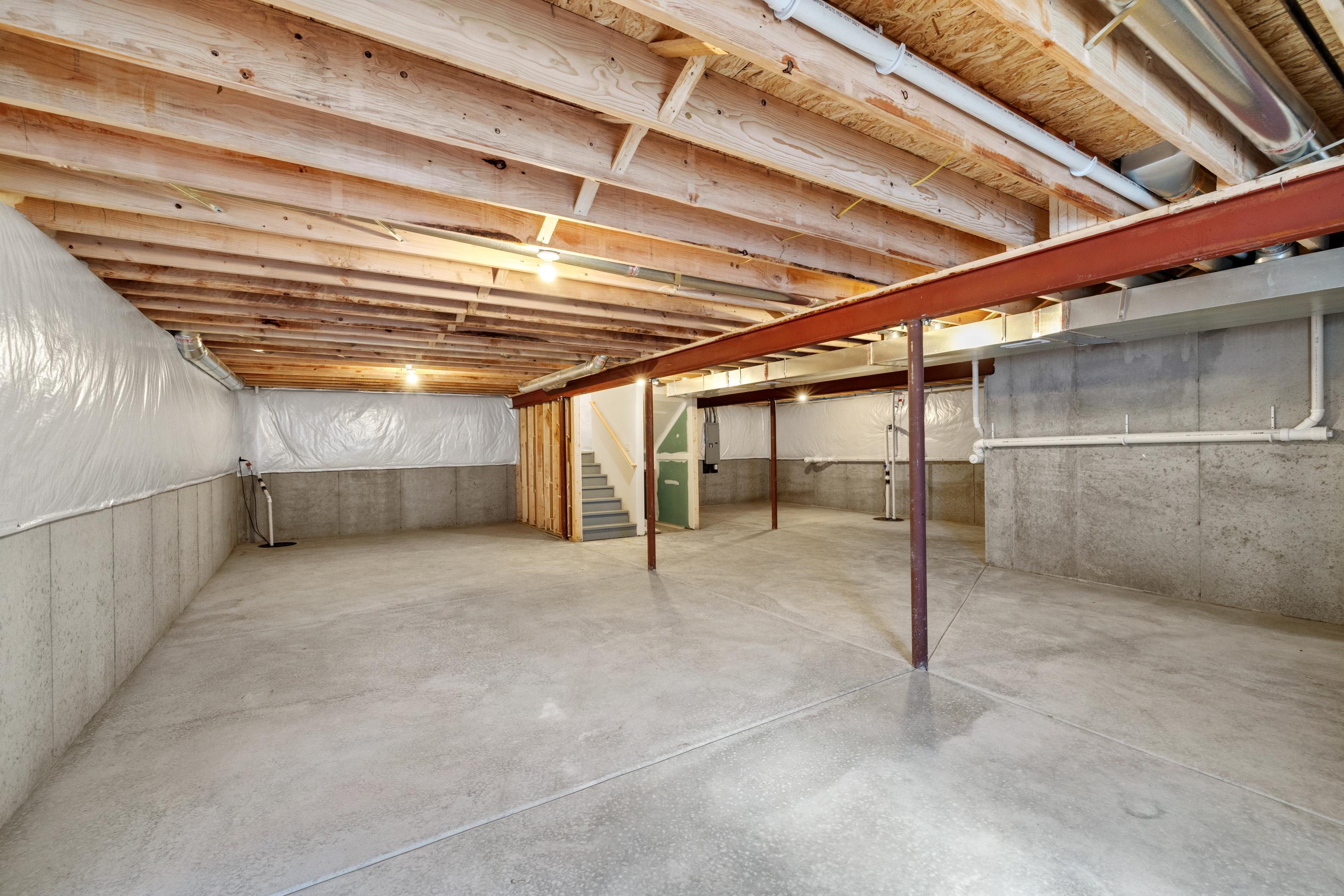 5300 Jaskula Lane