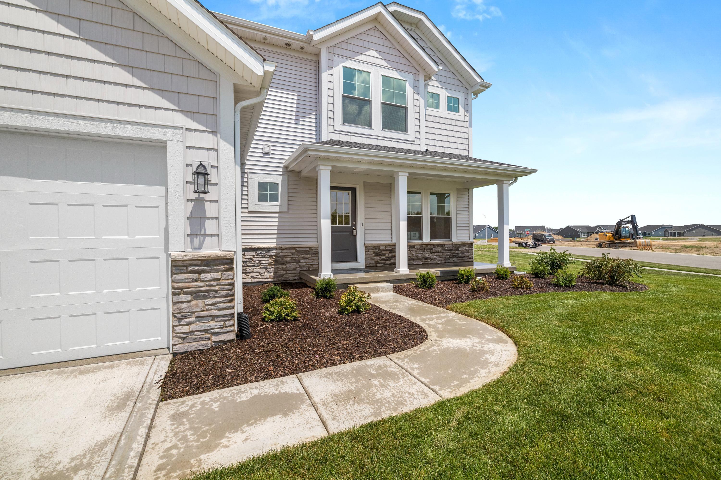 5300 Jaskula Lane