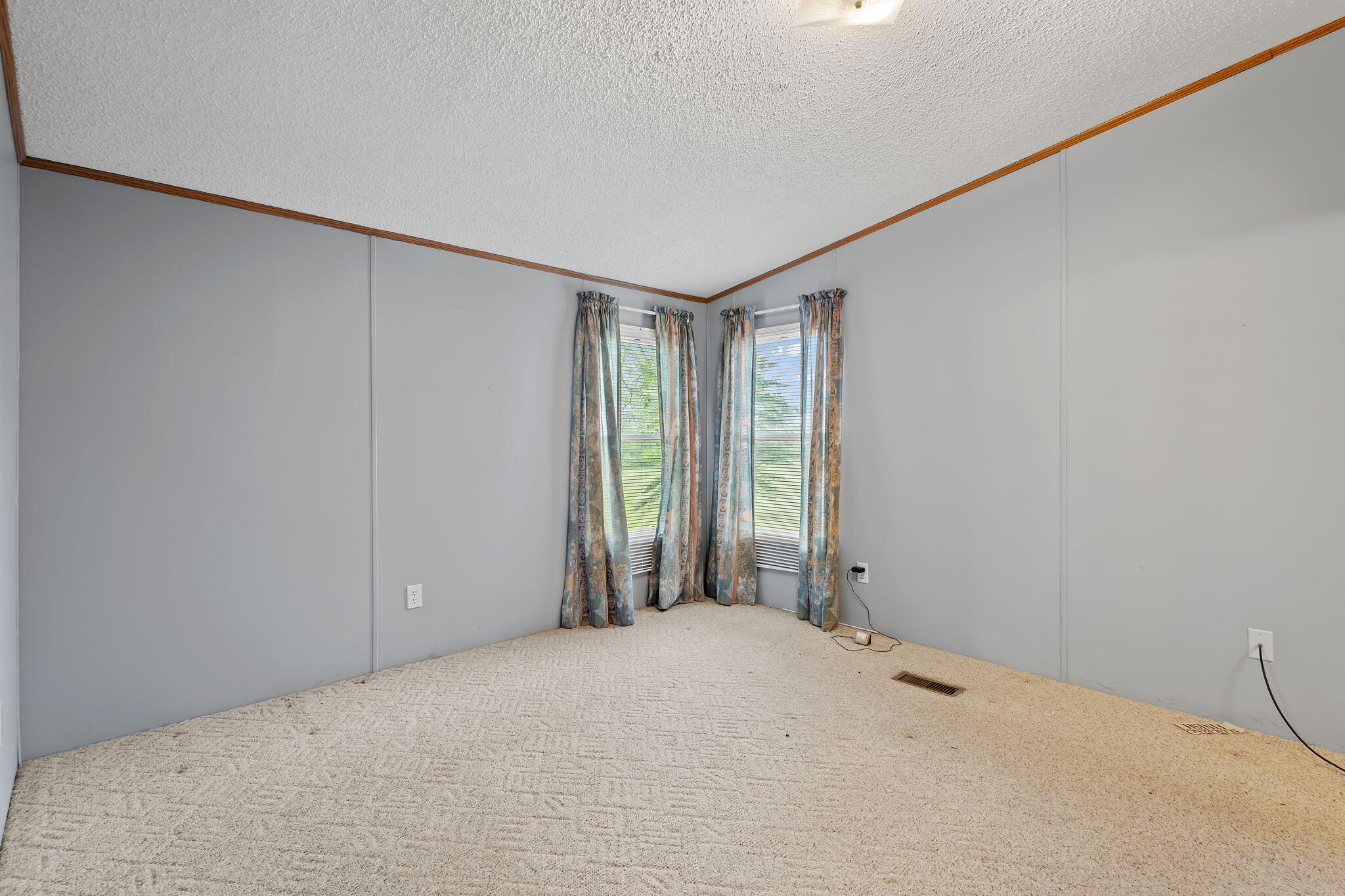 10707 N State Road 55