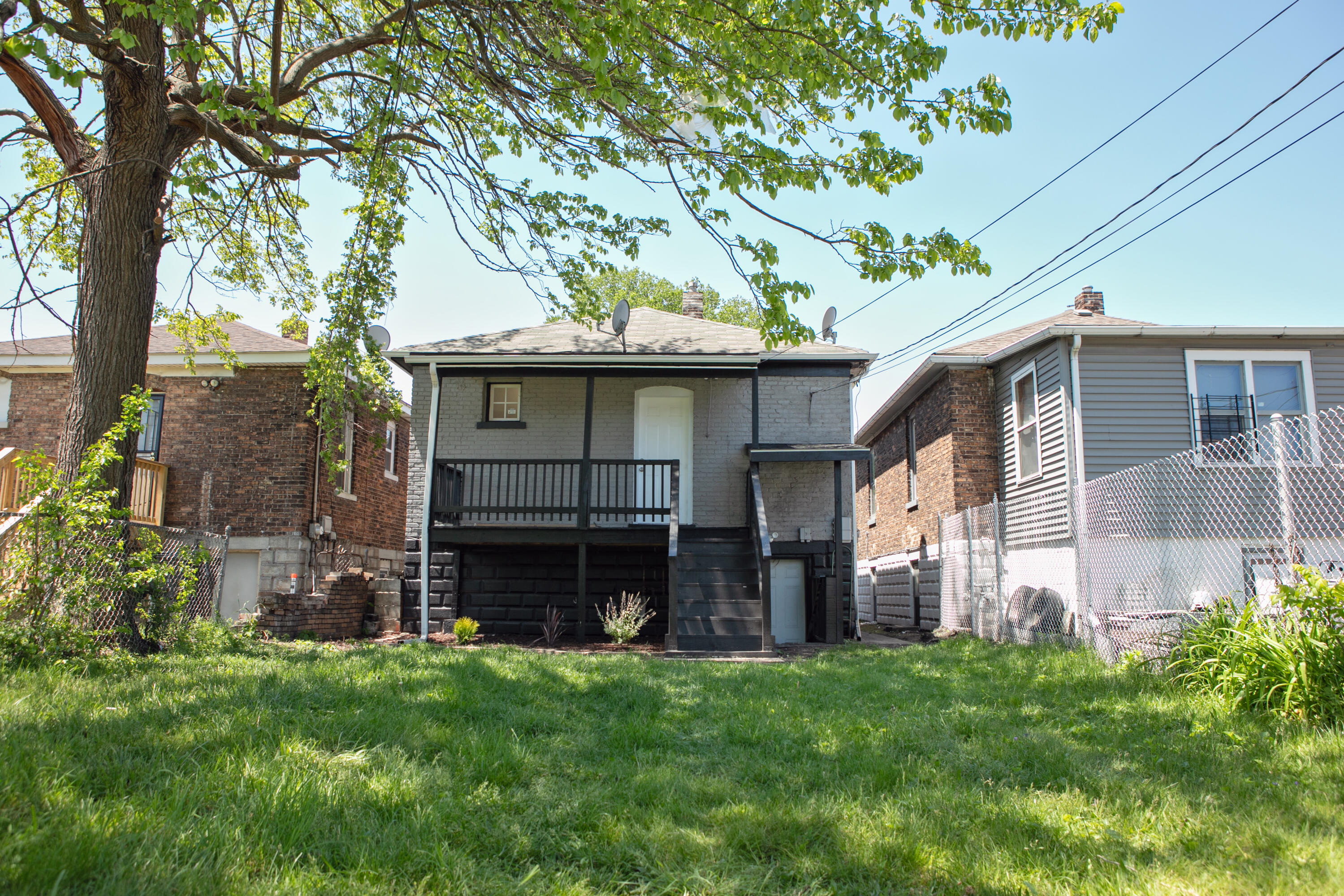 3841 Carey Street