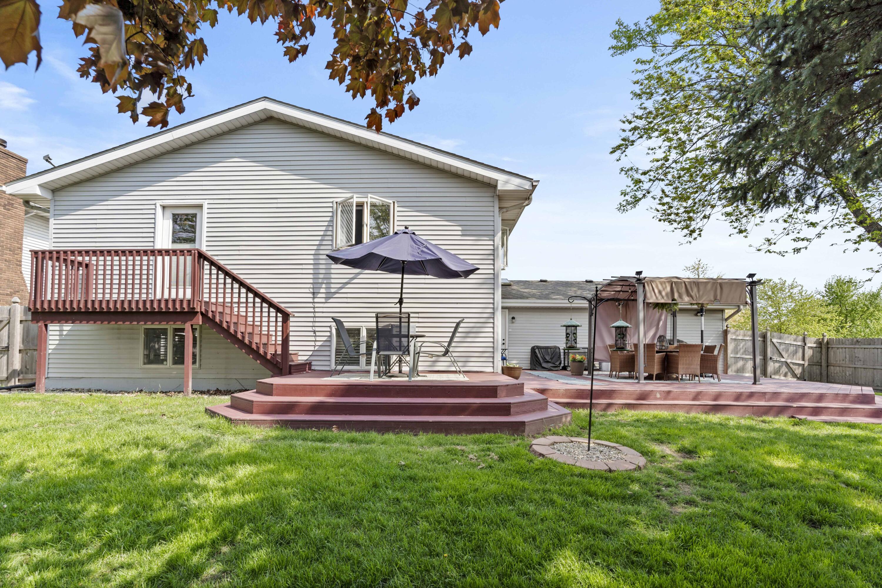 1505 Farmdale Drive