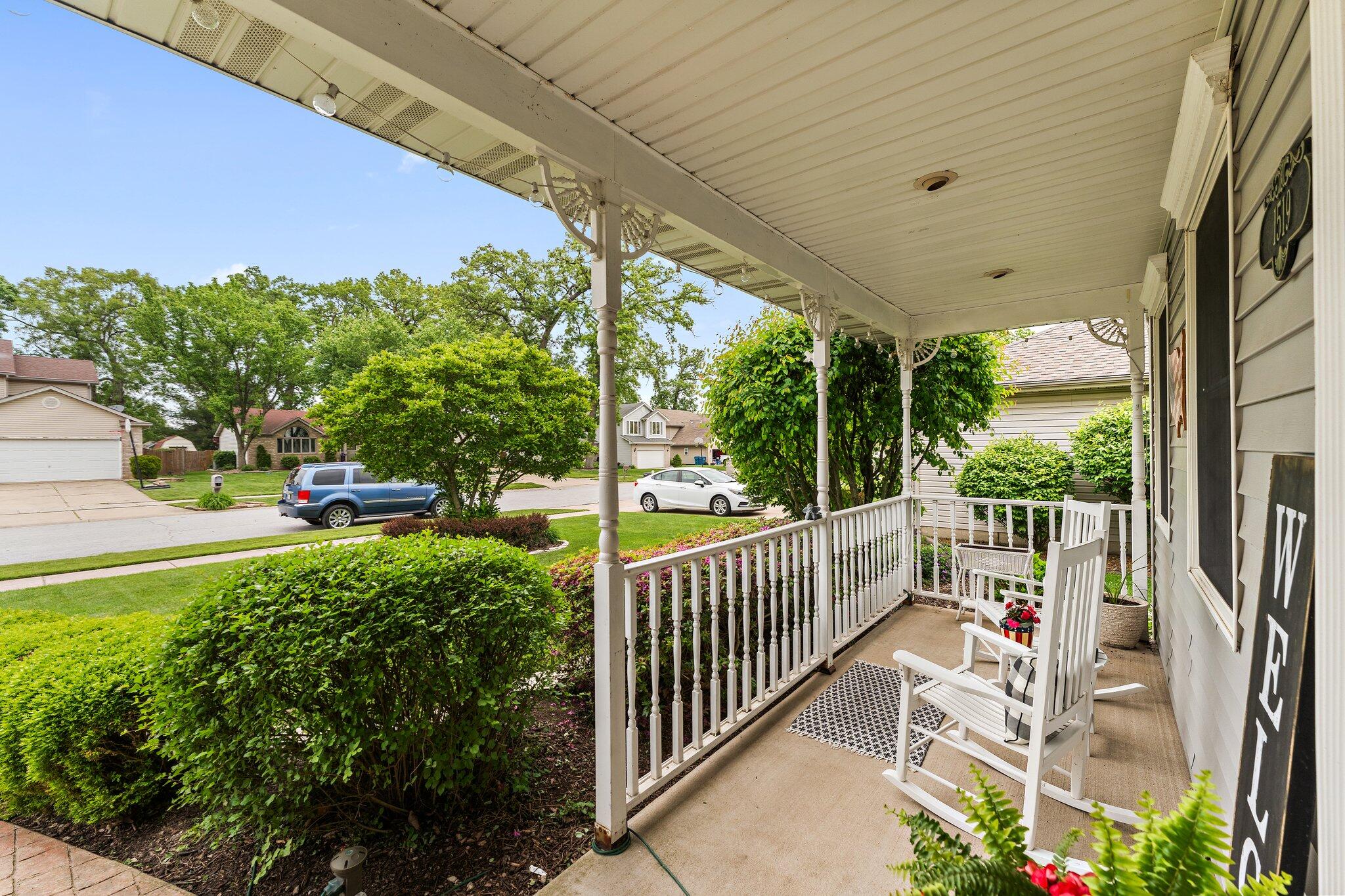 1519 Oak Leaf Drive