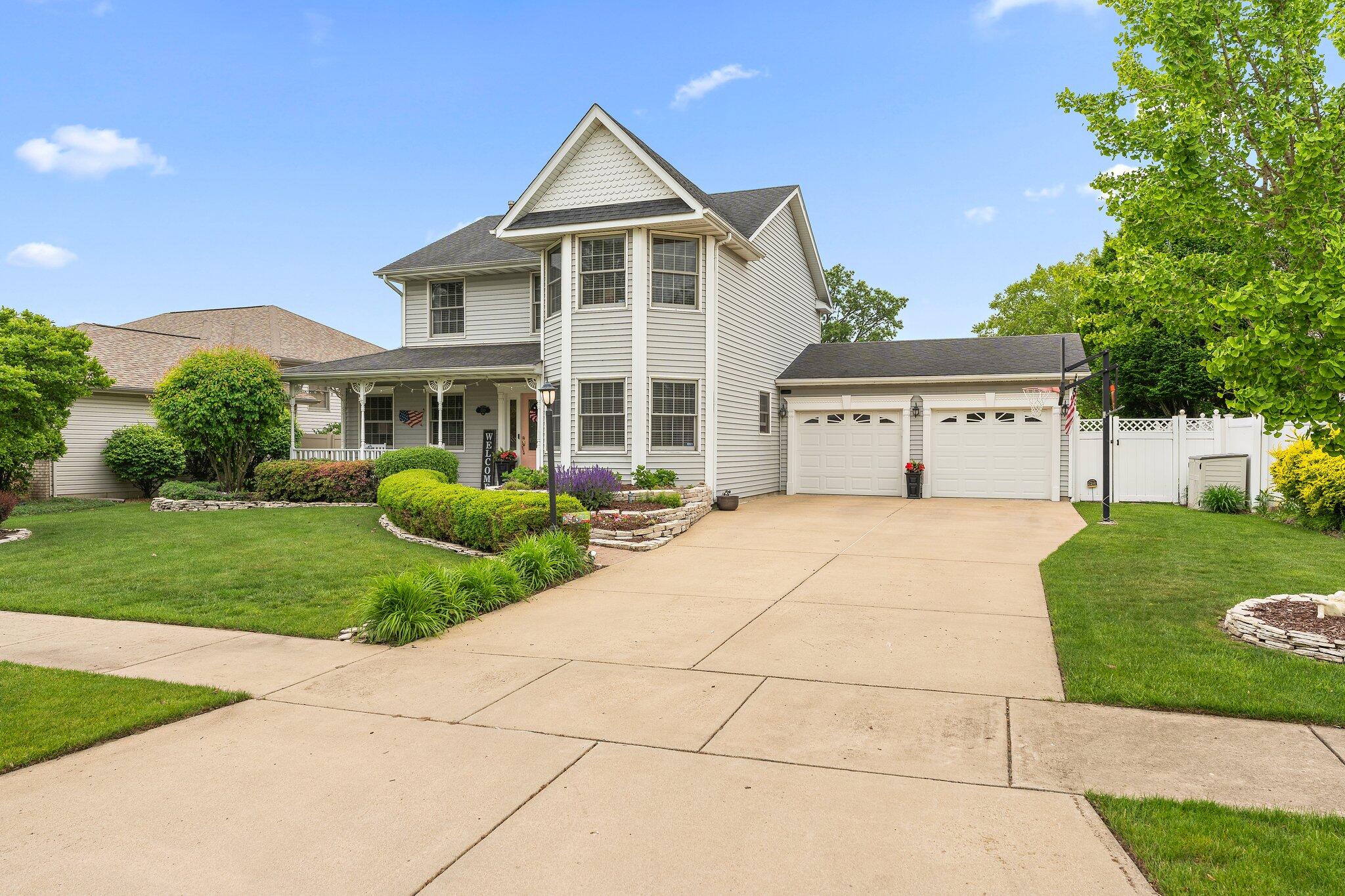 1519 Oak Leaf Drive