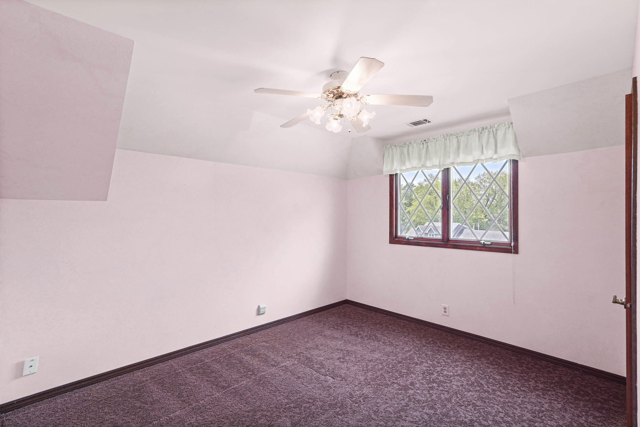 635 Deer Meadow Trail