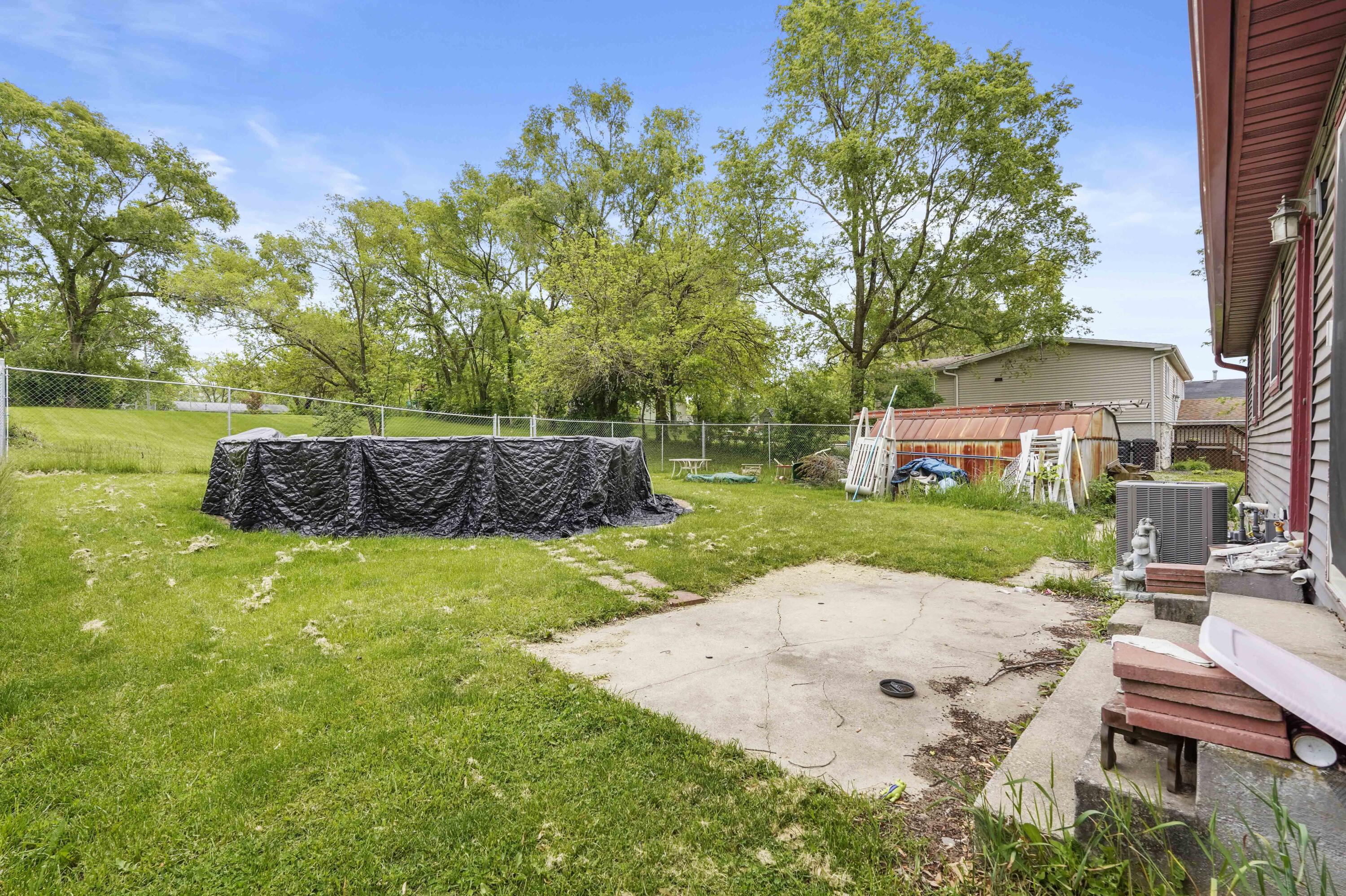 10619 Porter Street