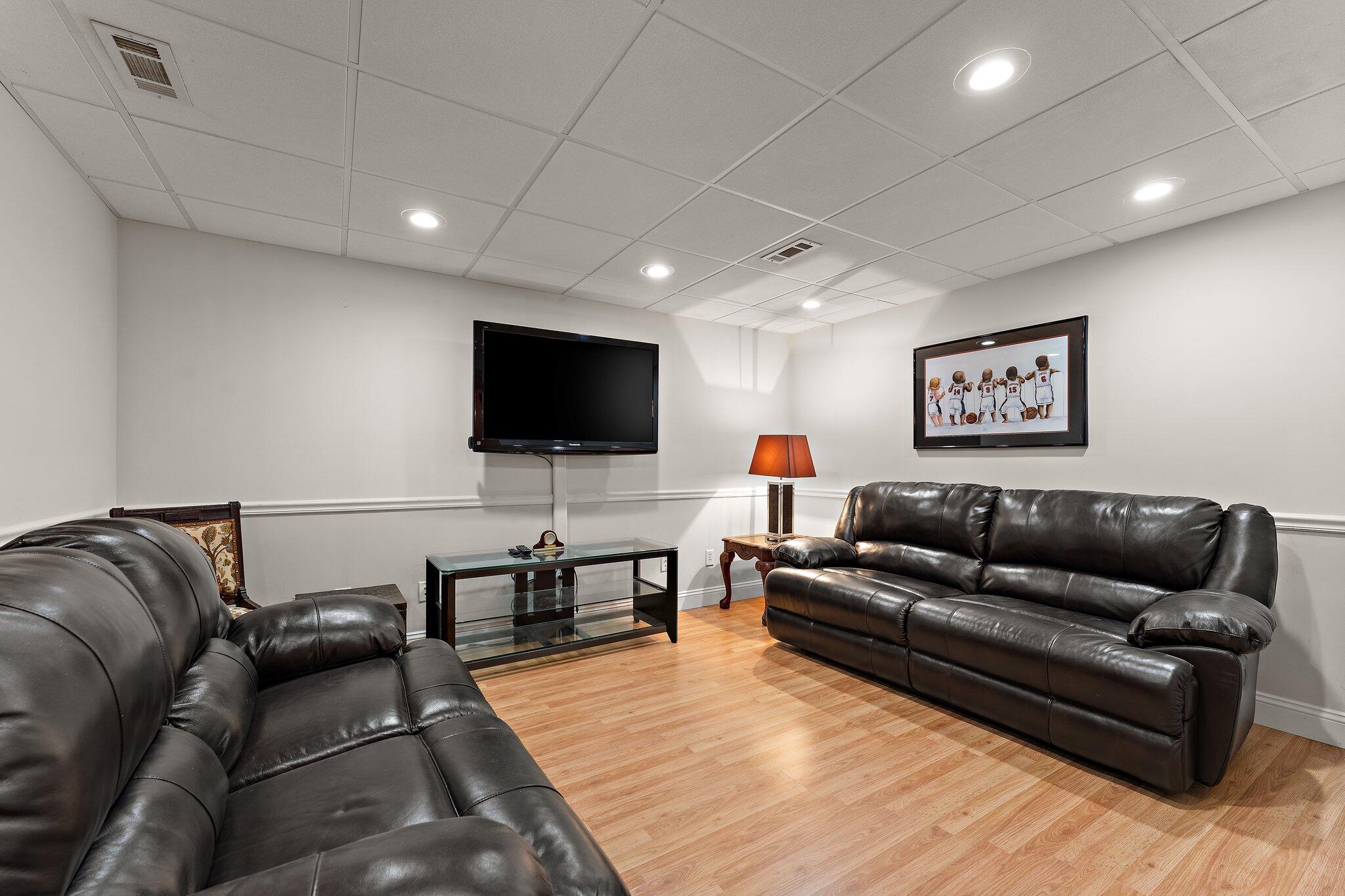 1523 Sawgrass Drive