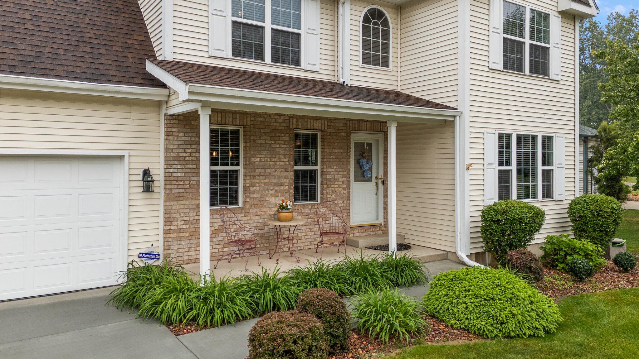 1523 Sawgrass Drive
