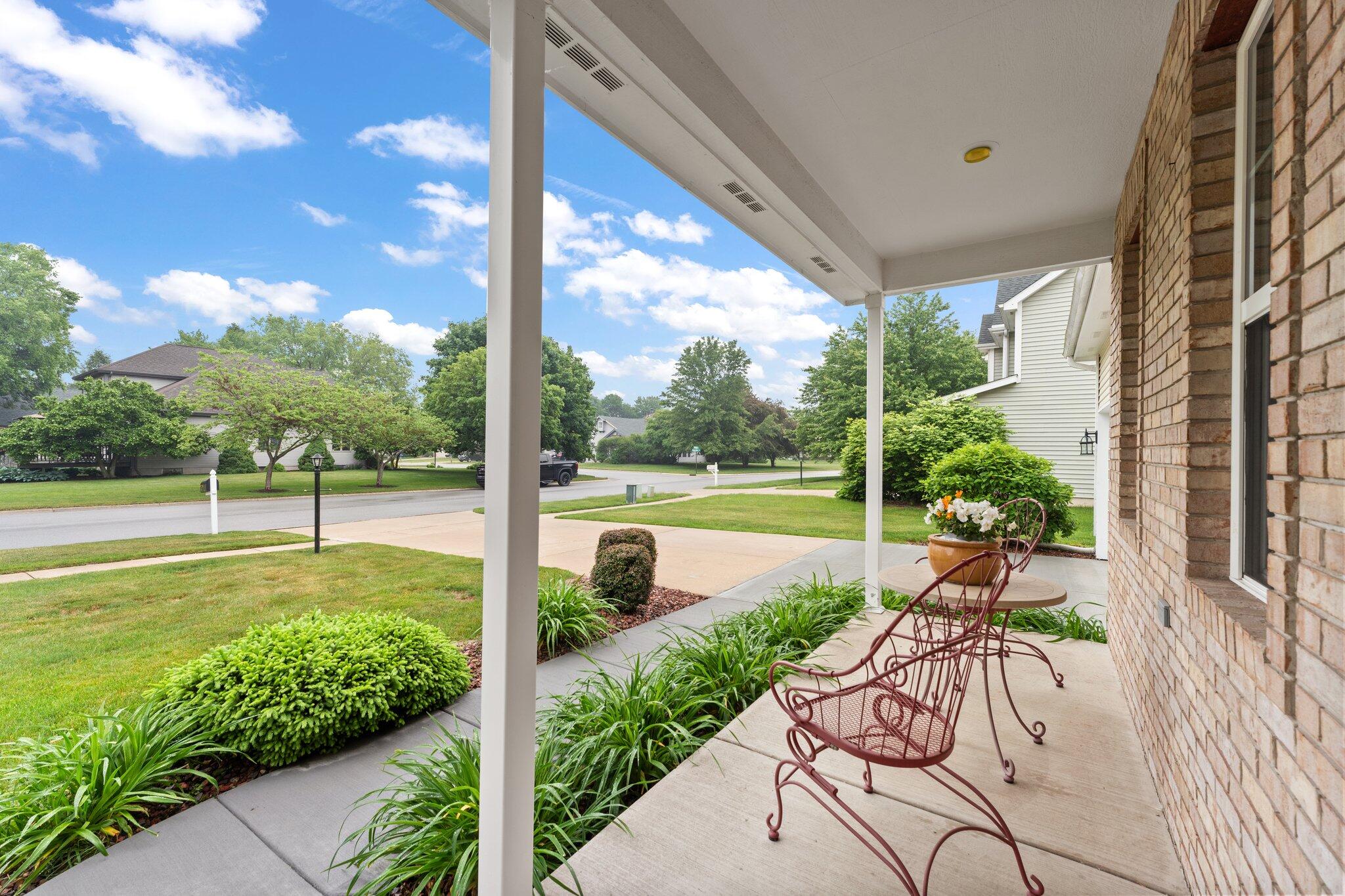 1523 Sawgrass Drive