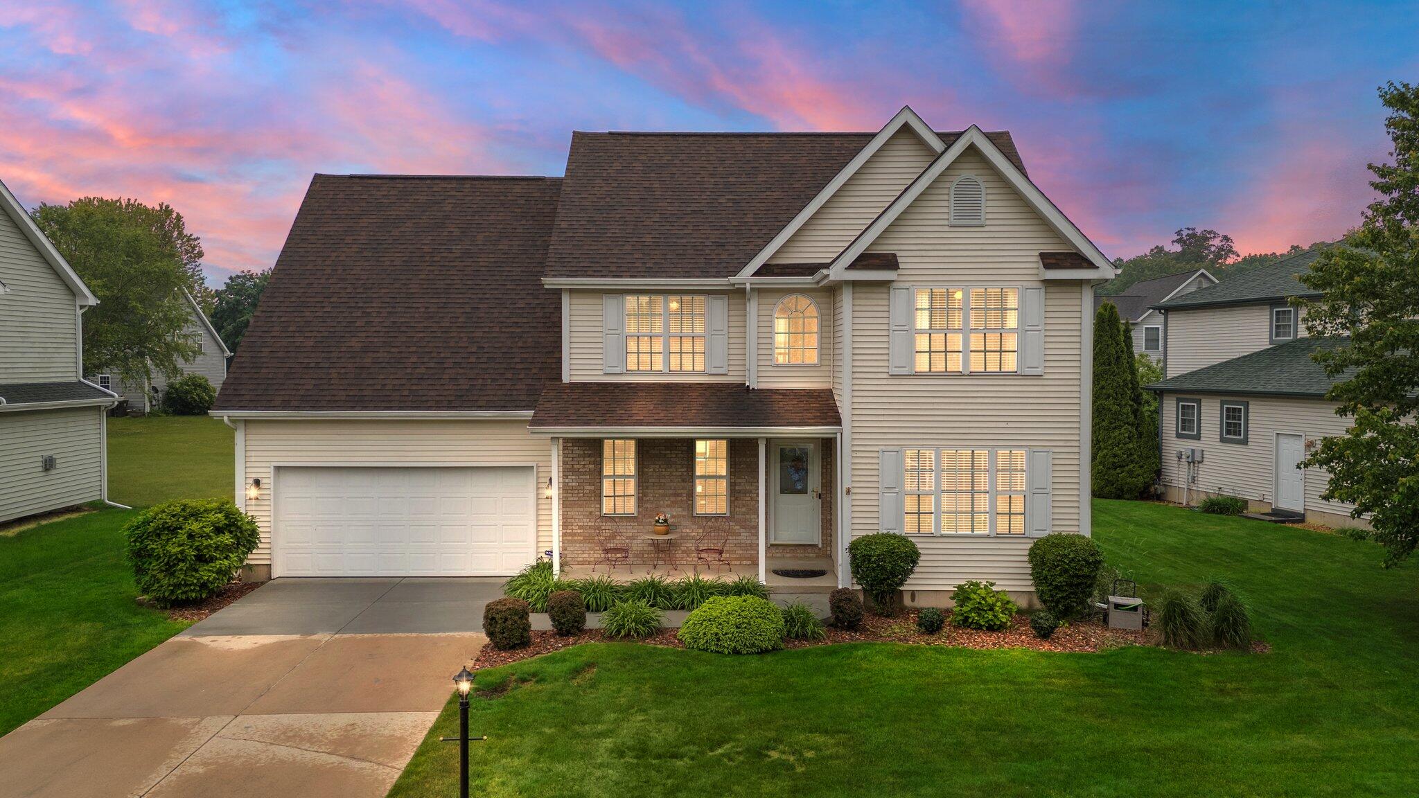 1523 Sawgrass Drive