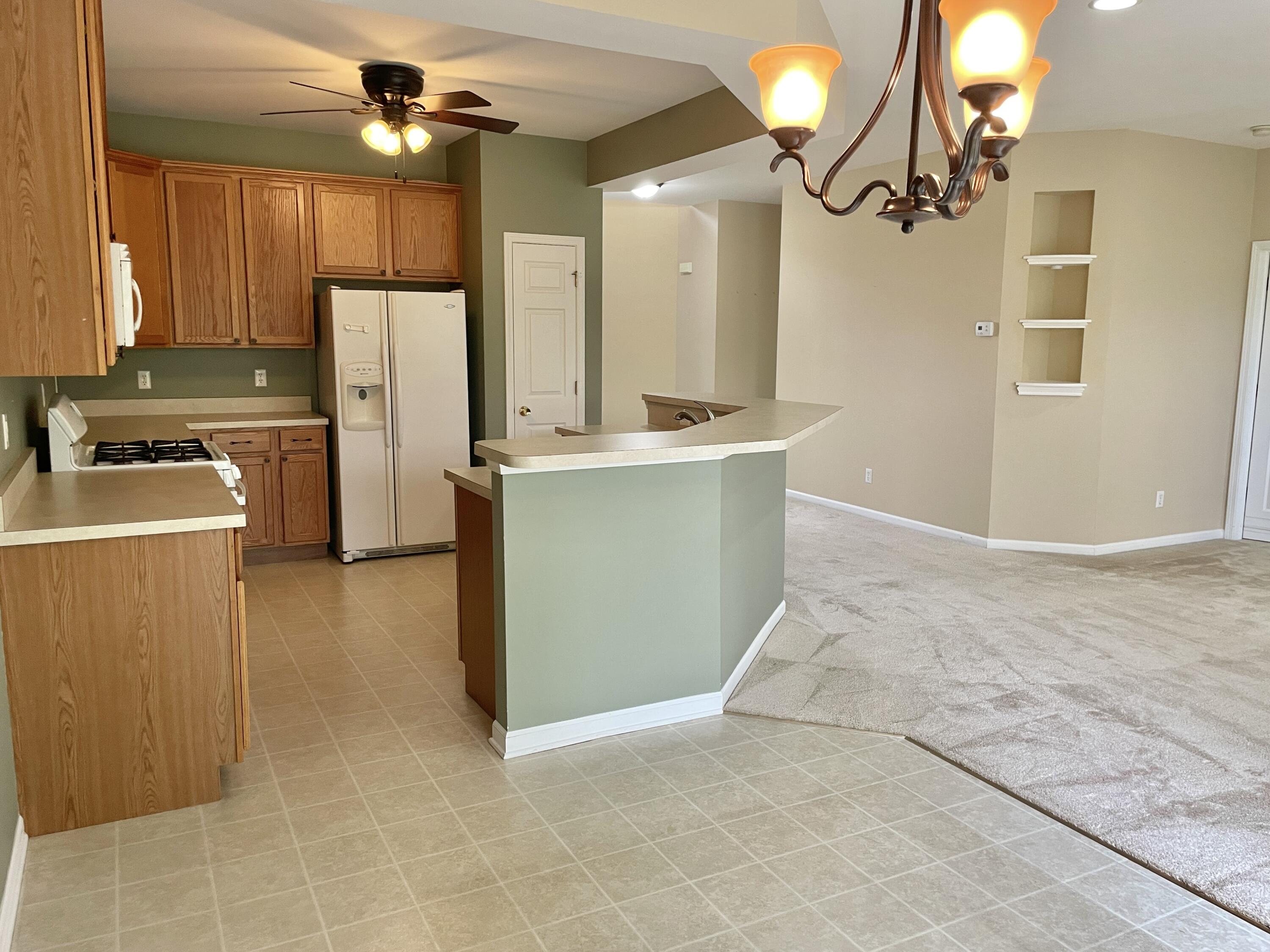 1044 Rockwell Lane