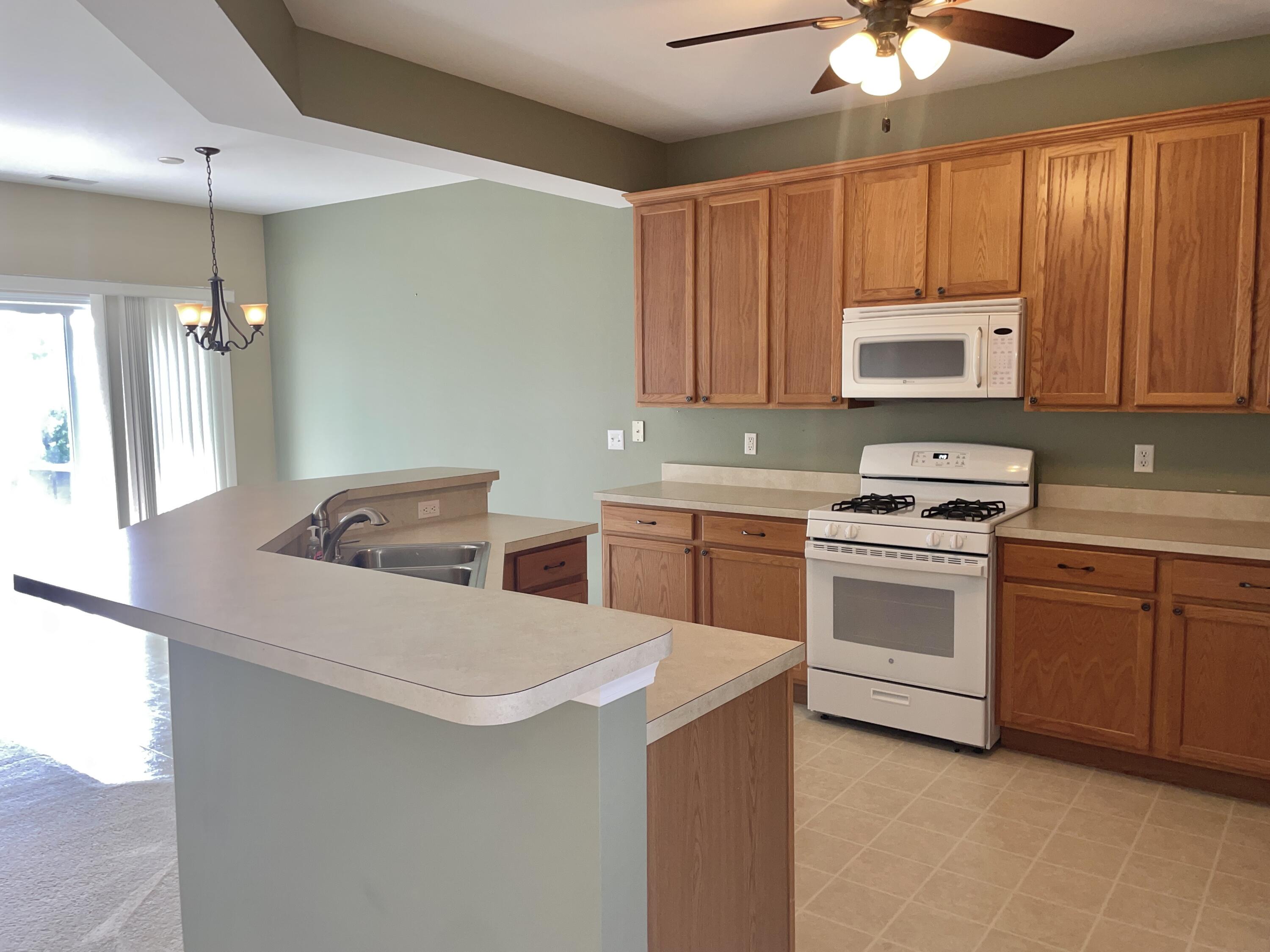 1044 Rockwell Lane