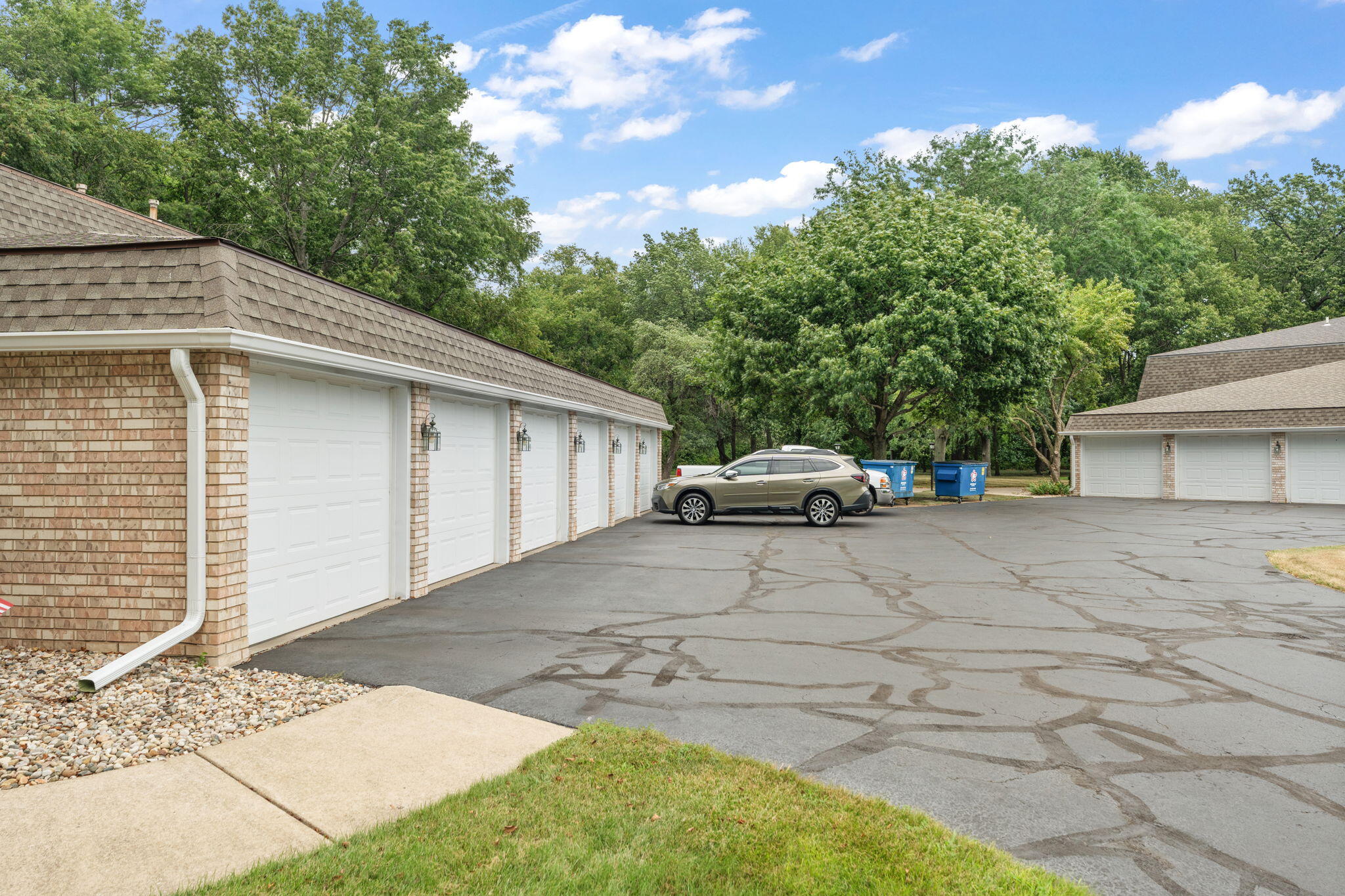 692 Hidden Oak Trail Unit: 2a