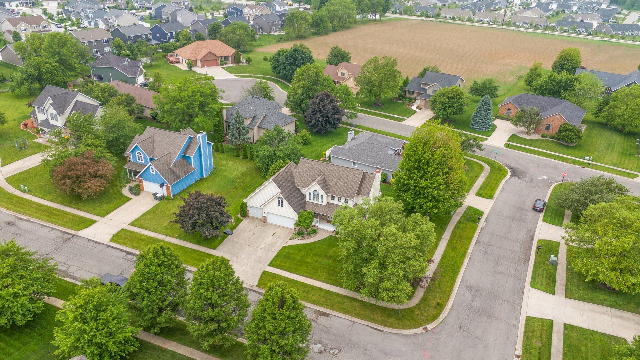 2601 Chesterfield Drive