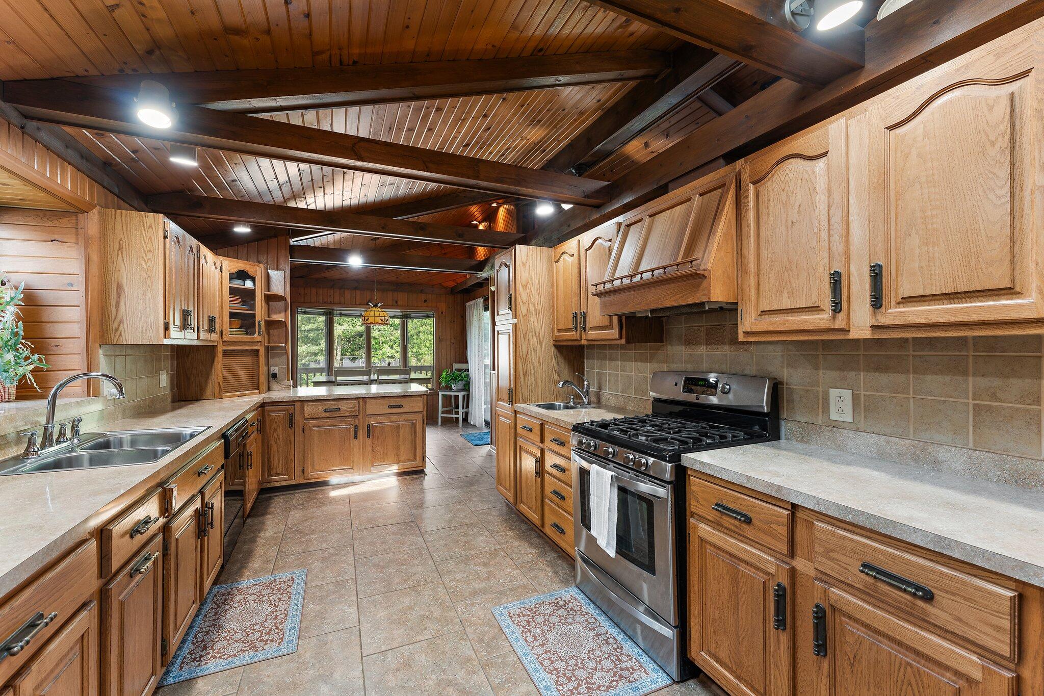 2319 Crestview Drive