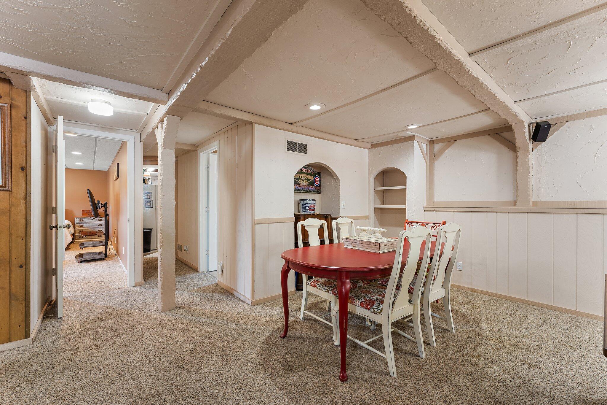 2319 Crestview Drive