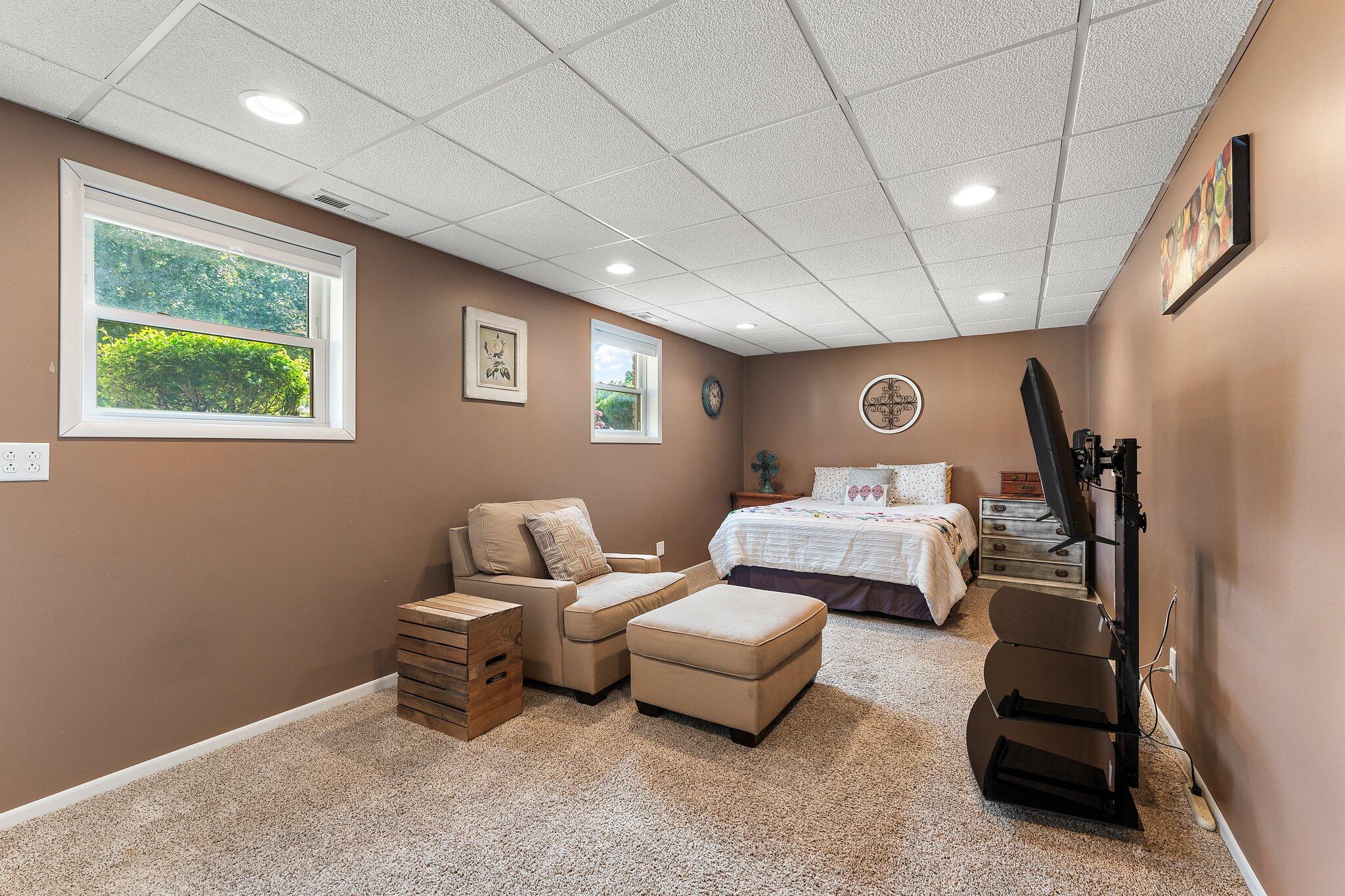 2319 Crestview Drive