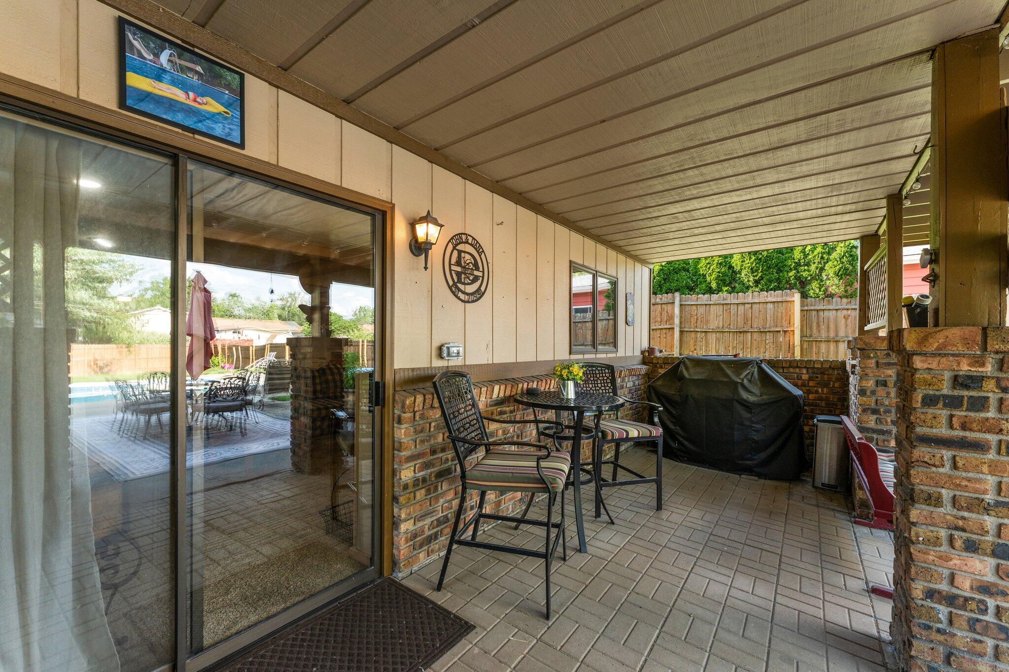 2319 Crestview Drive