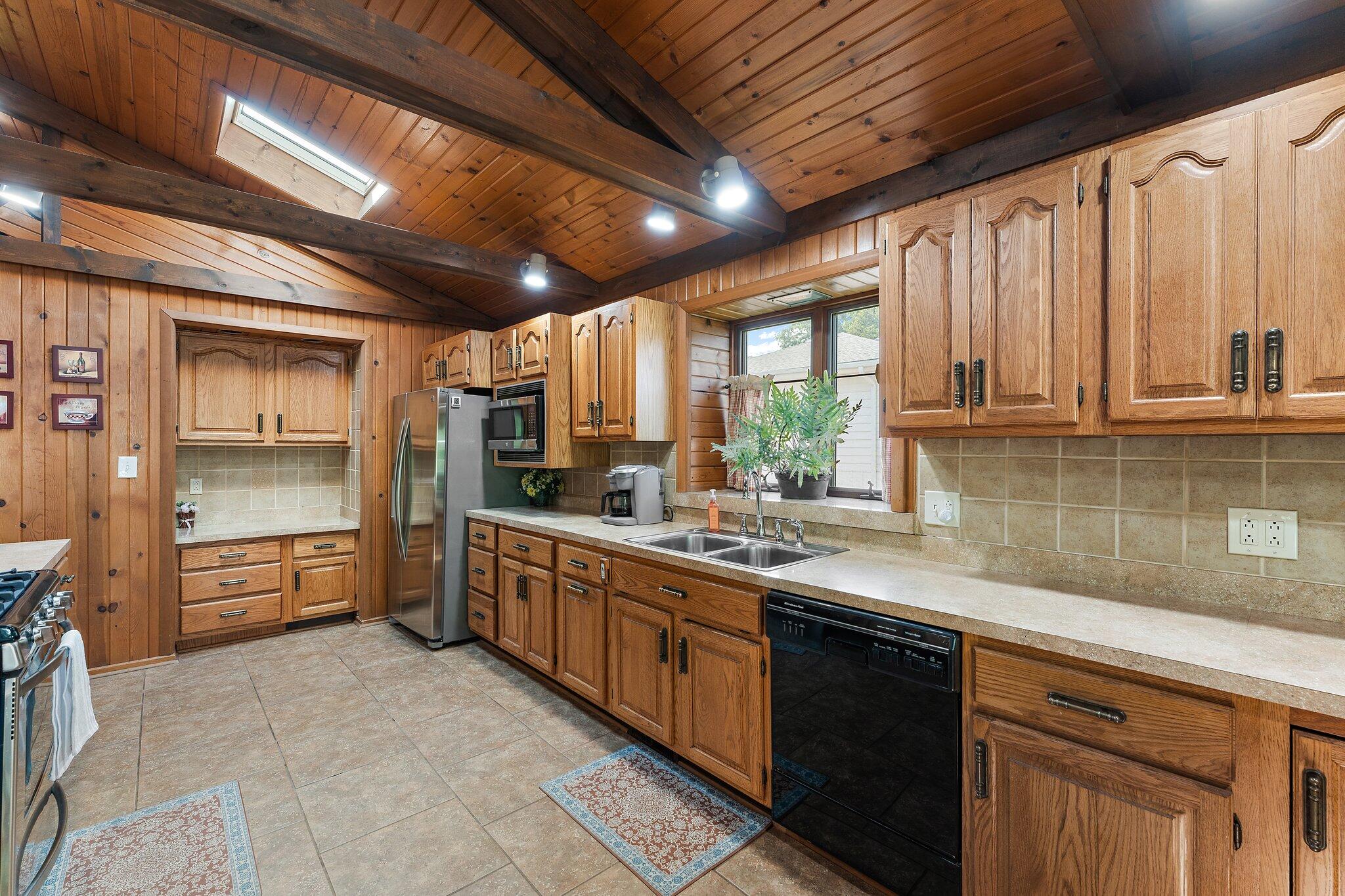 2319 Crestview Drive