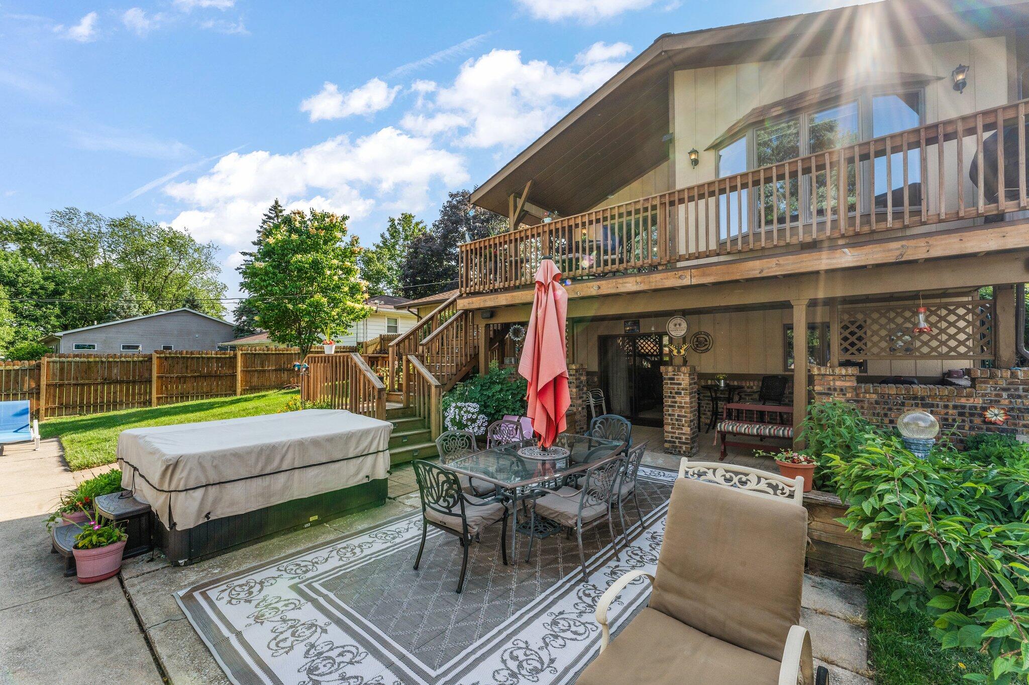 2319 Crestview Drive