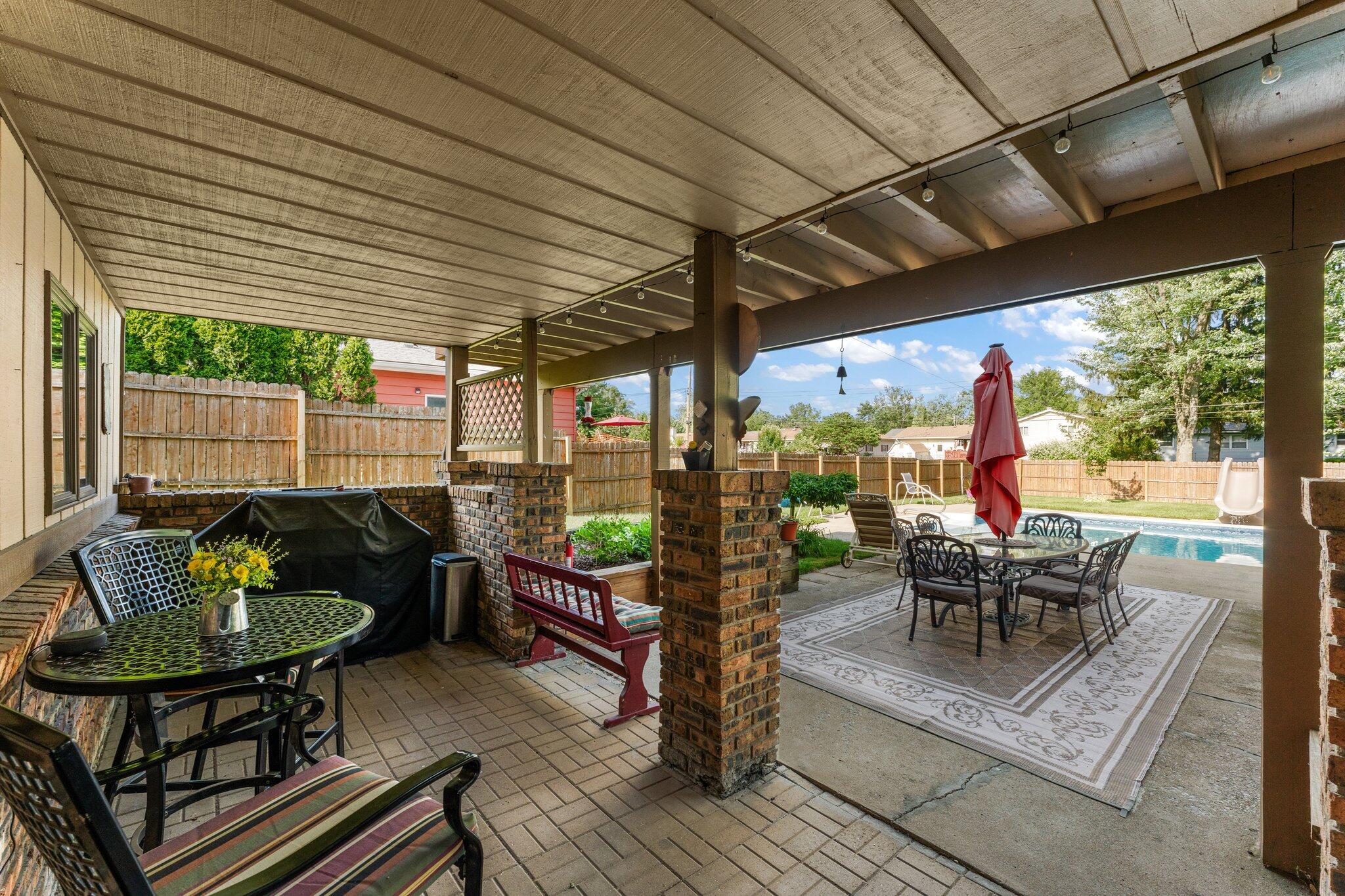 2319 Crestview Drive