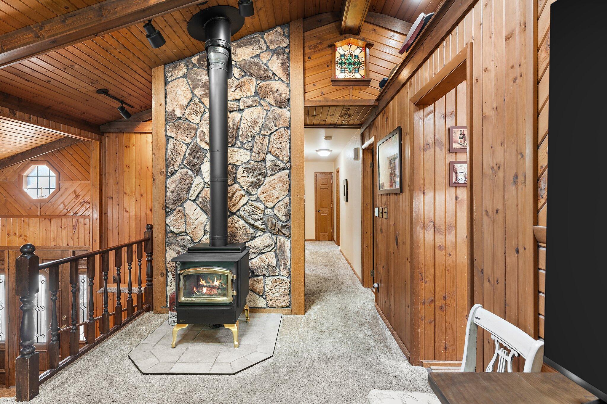2319 Crestview Drive