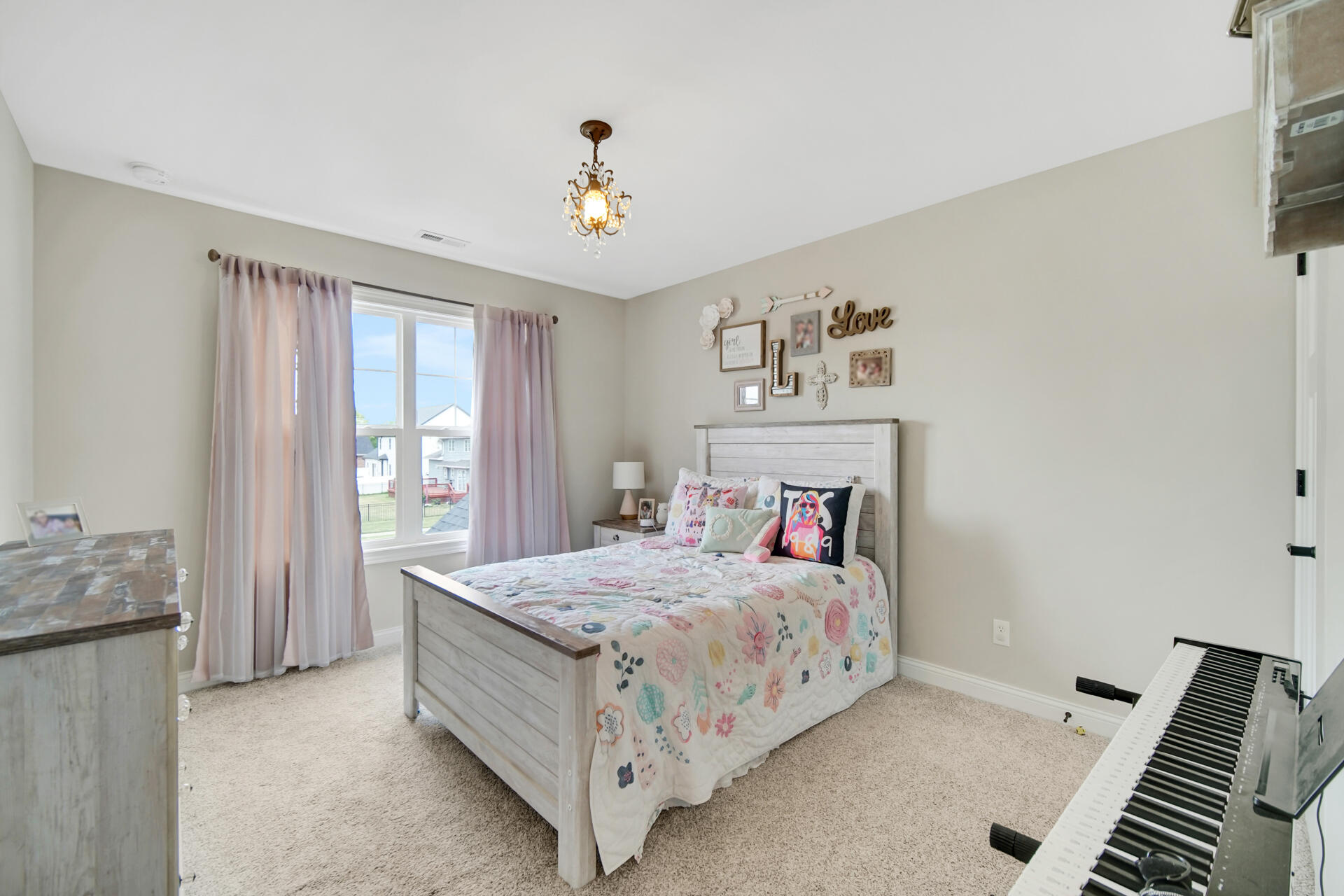 10099 Norwich Drive