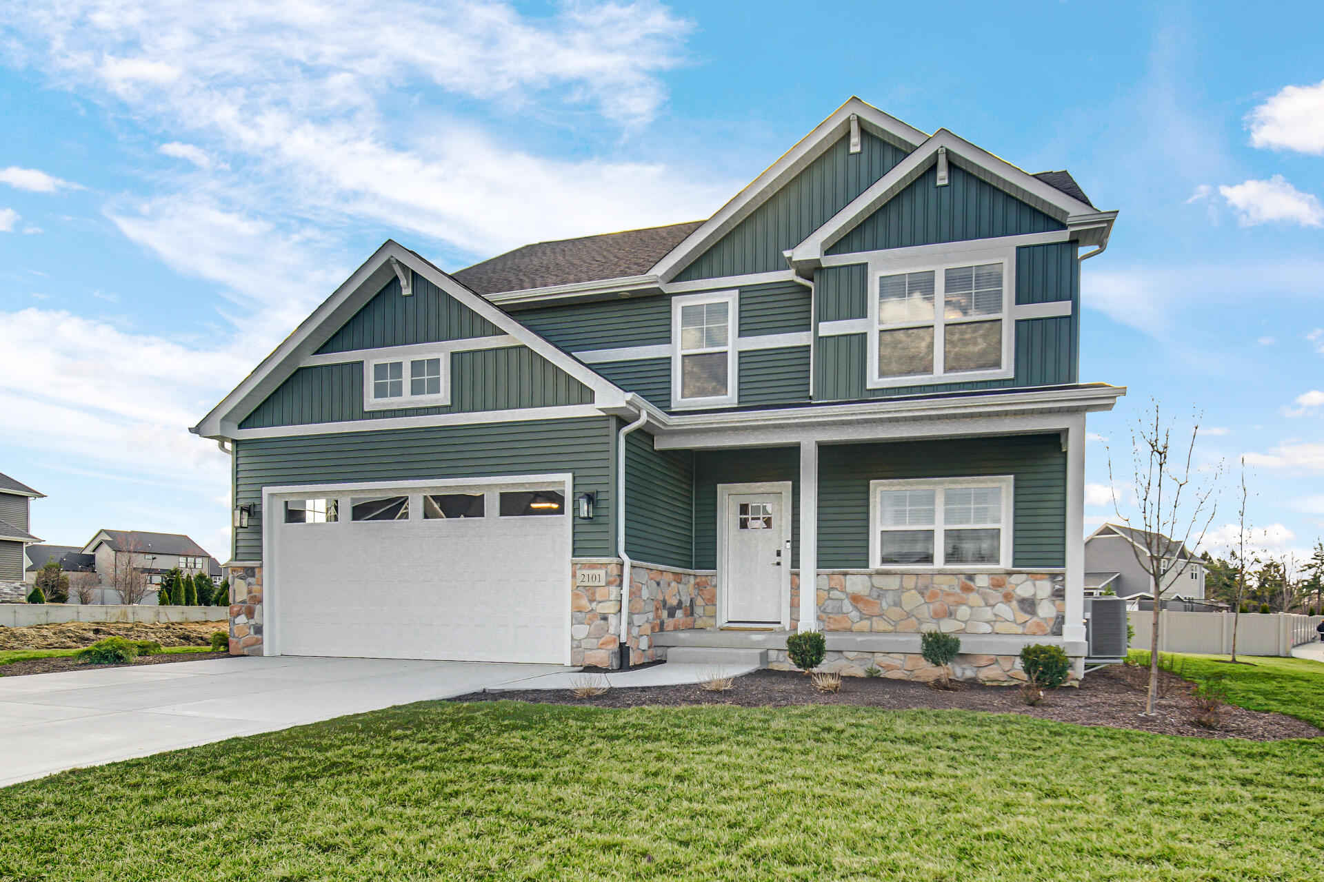 2101 Redwood Lane