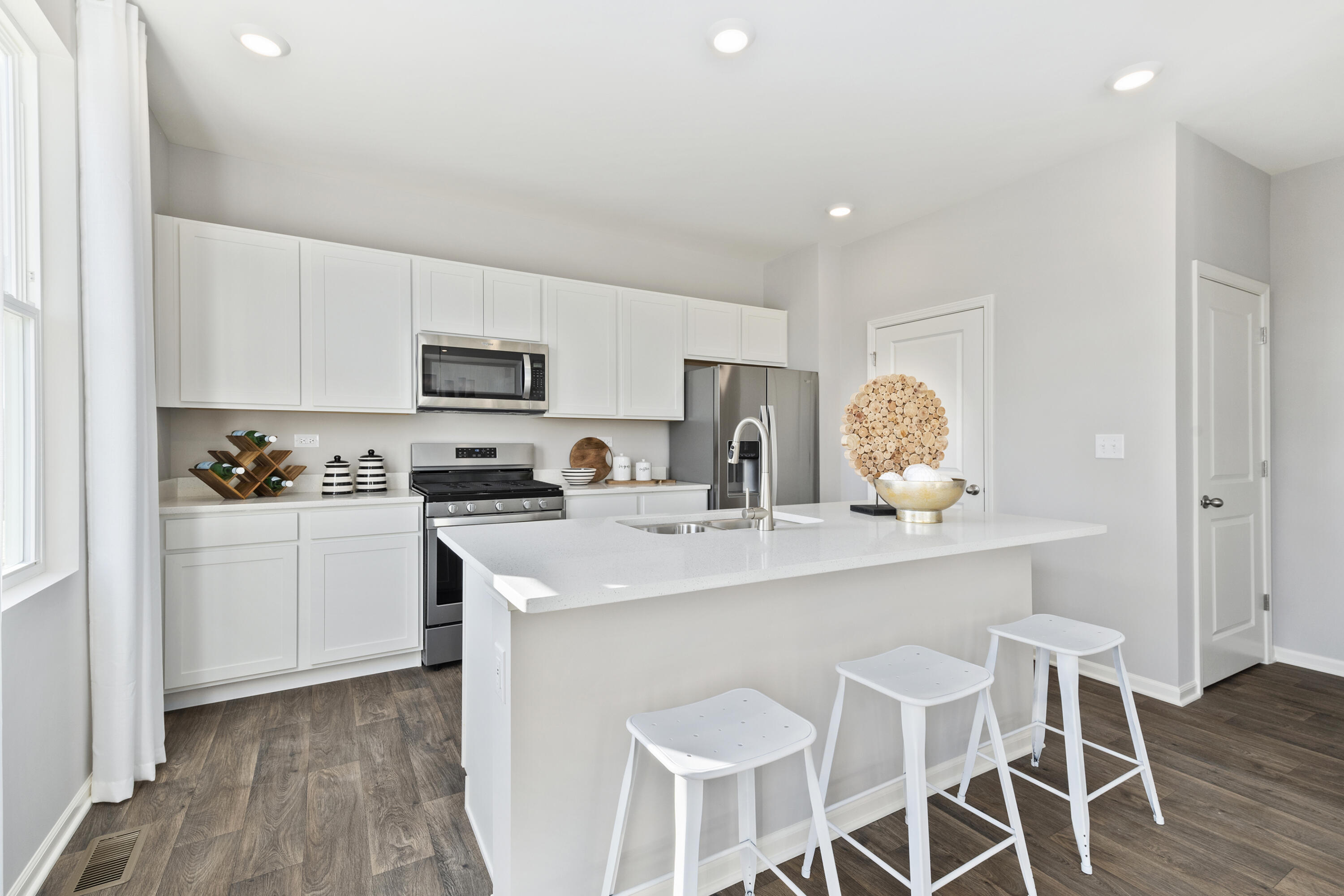 180 Aviana Avenue