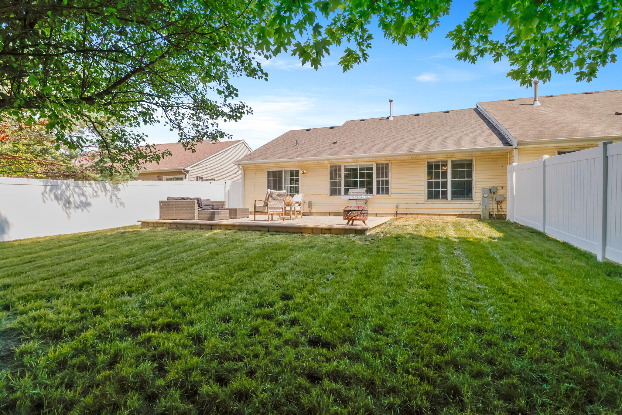 6685 W 158th Place