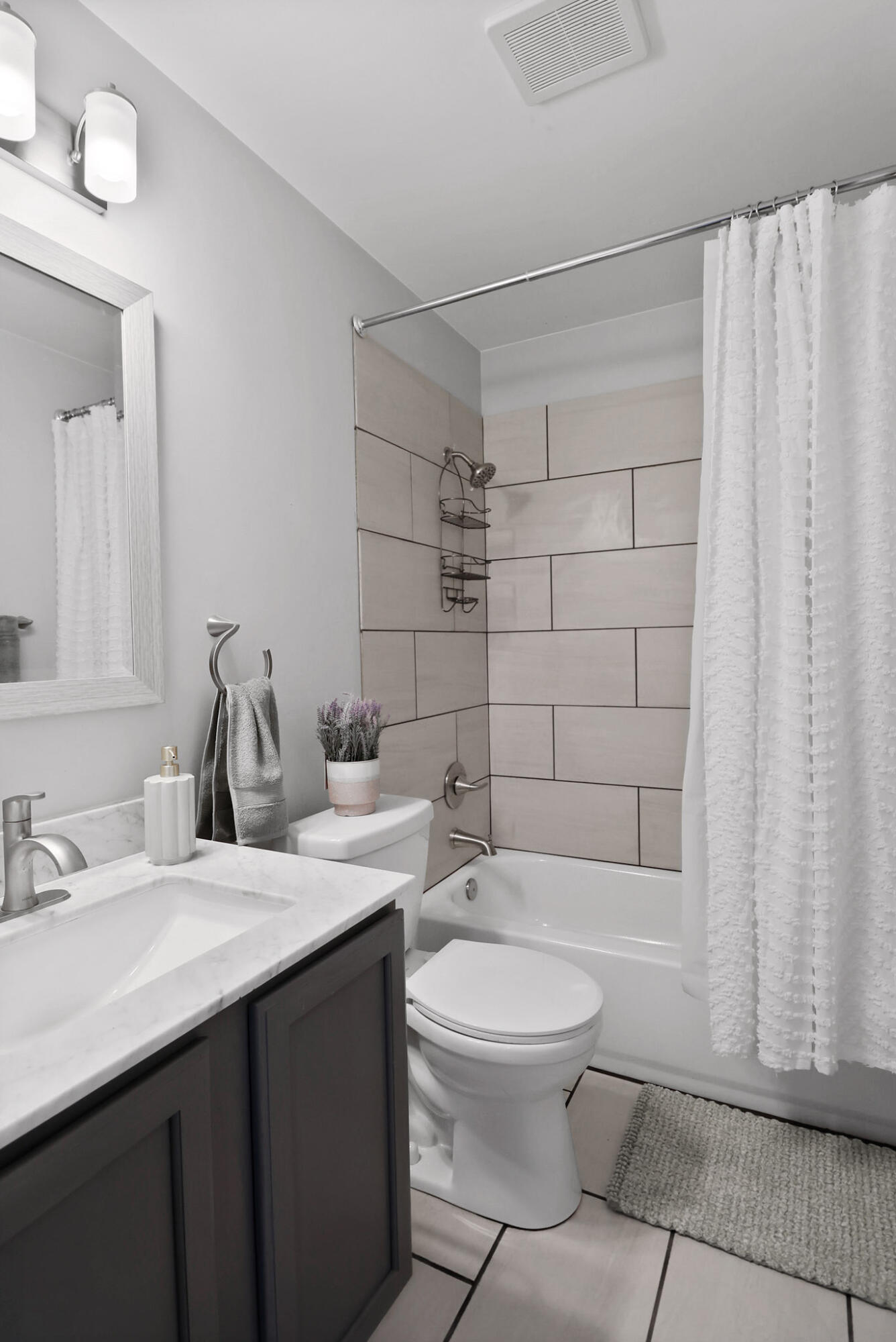 6685 W 158th Place