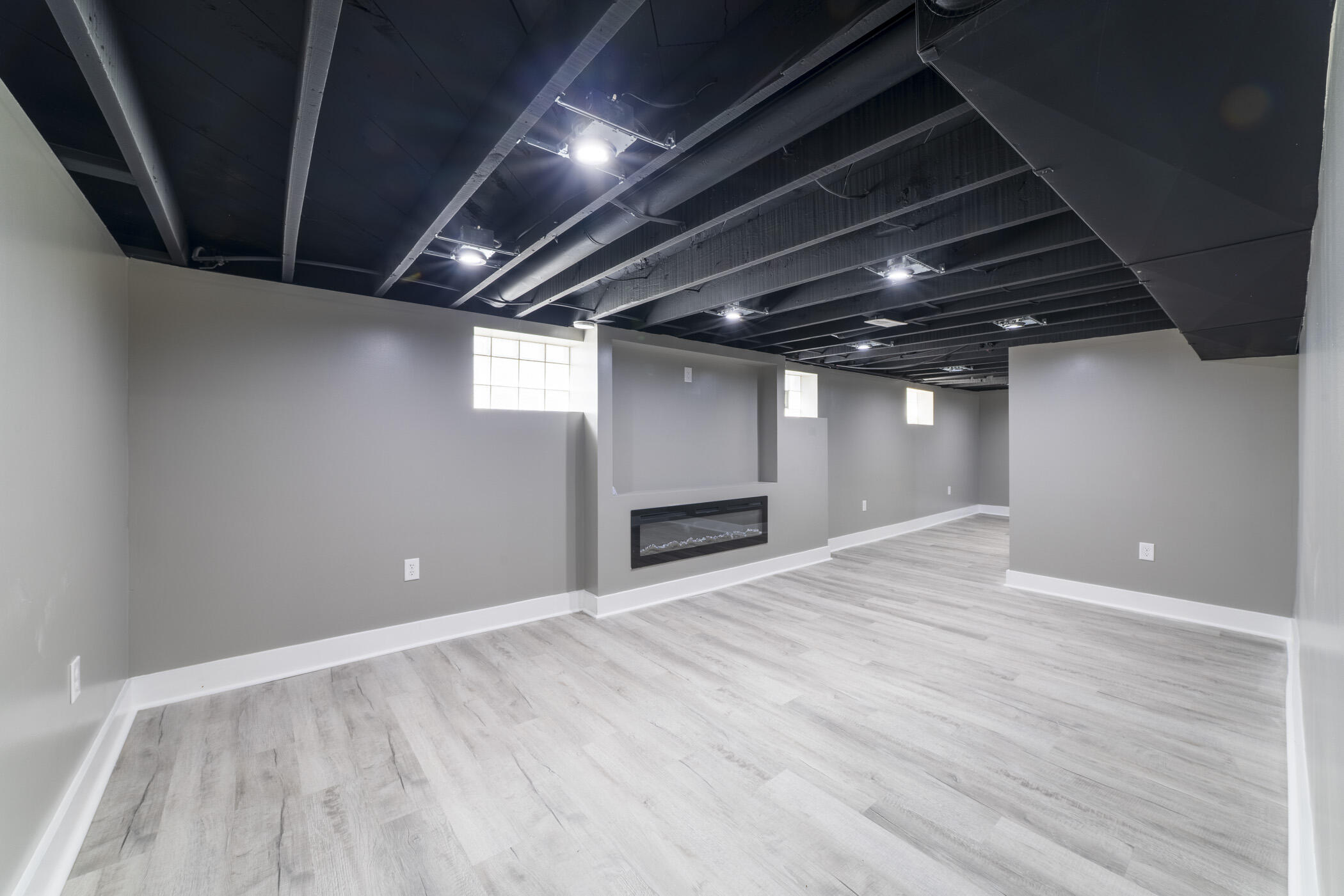 3776 Harrison Street