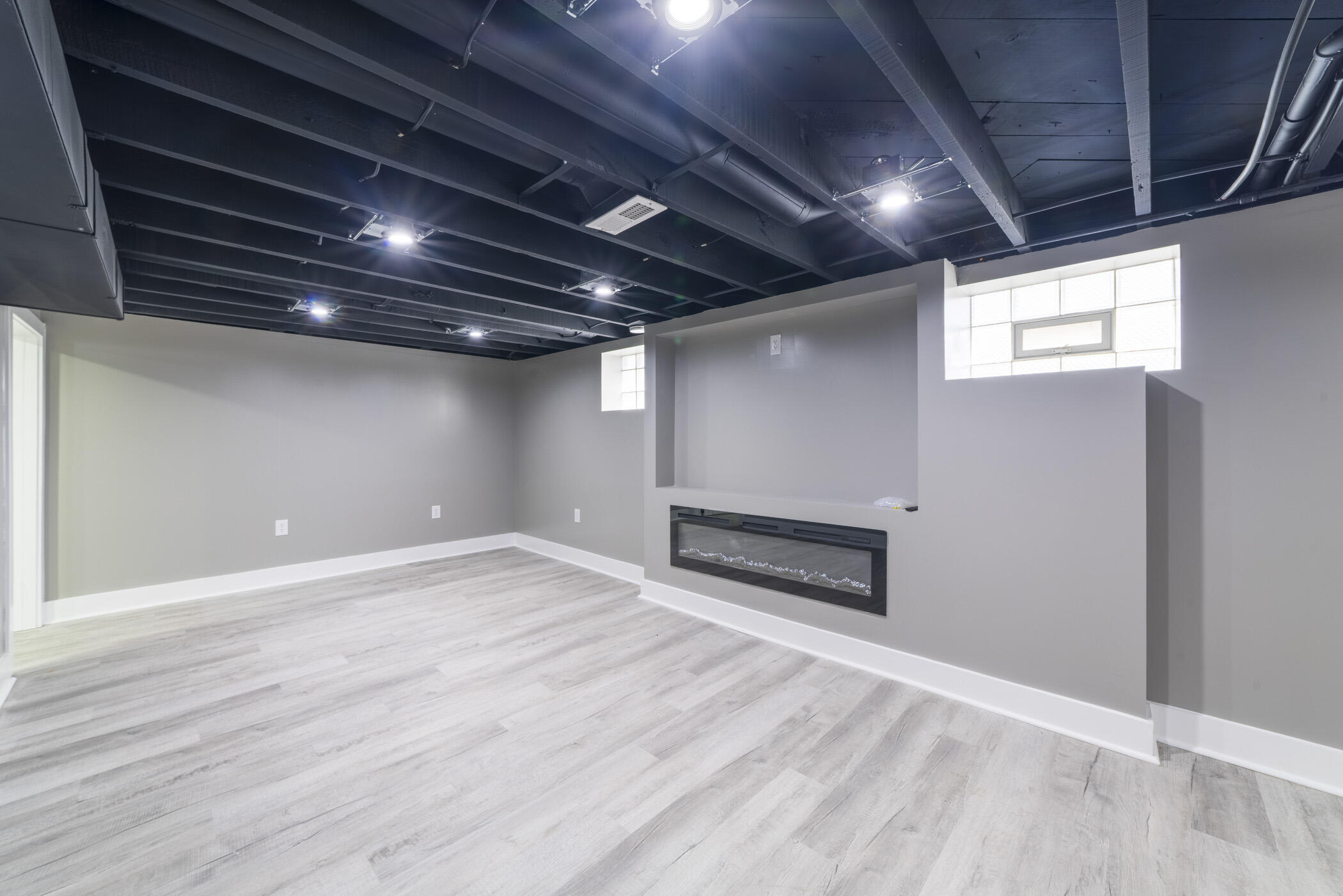 3776 Harrison Street