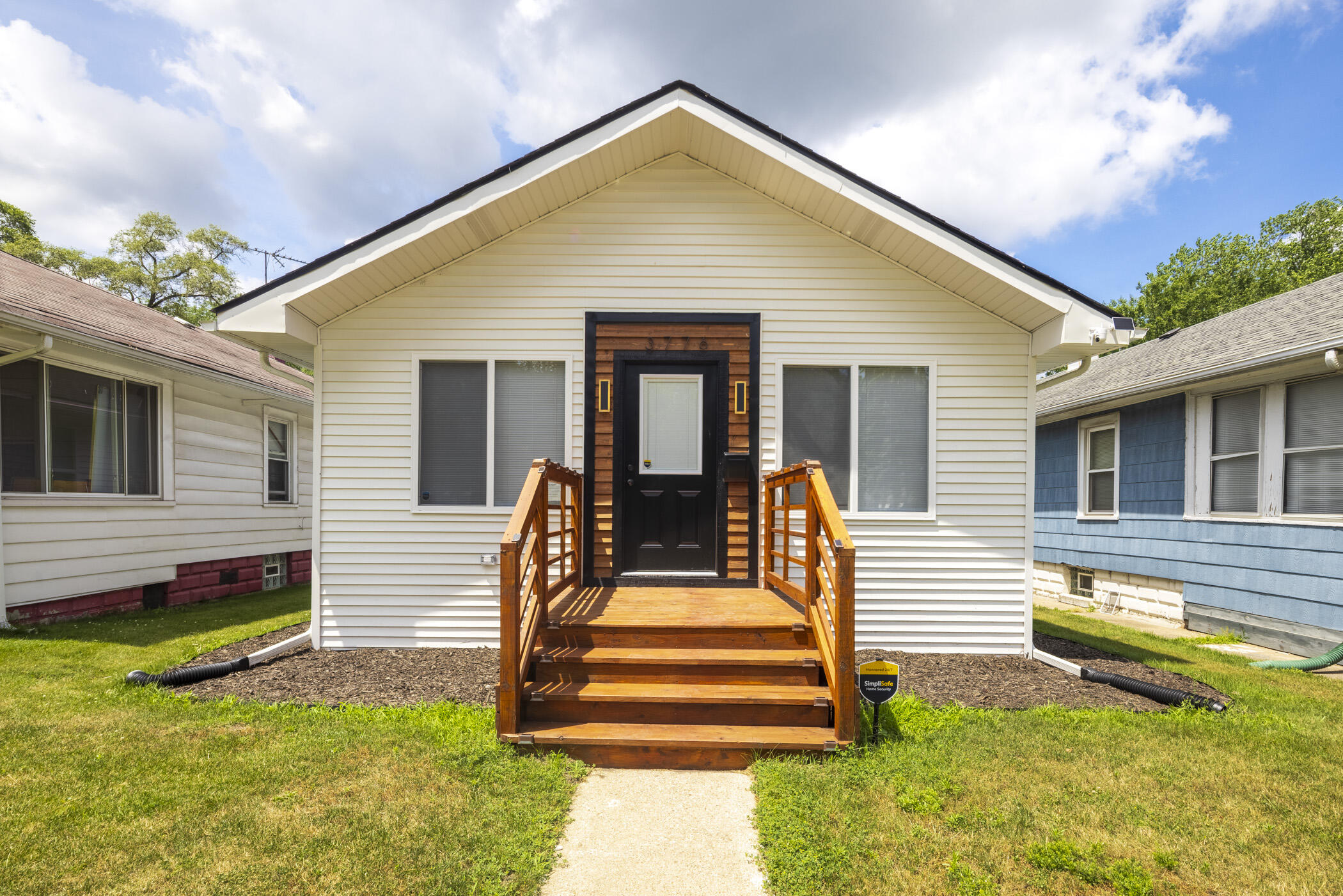 3776 Harrison Street