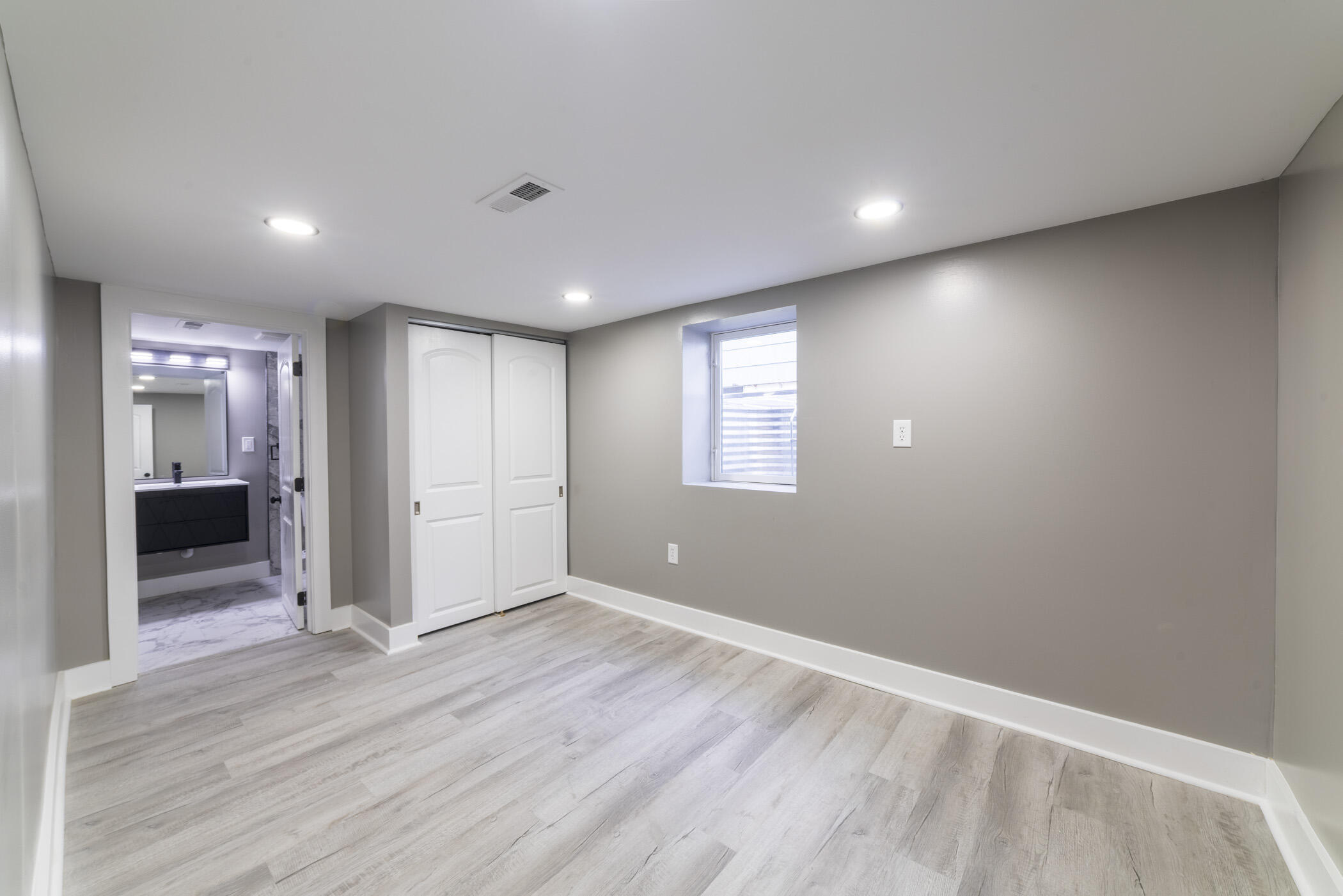 3776 Harrison Street