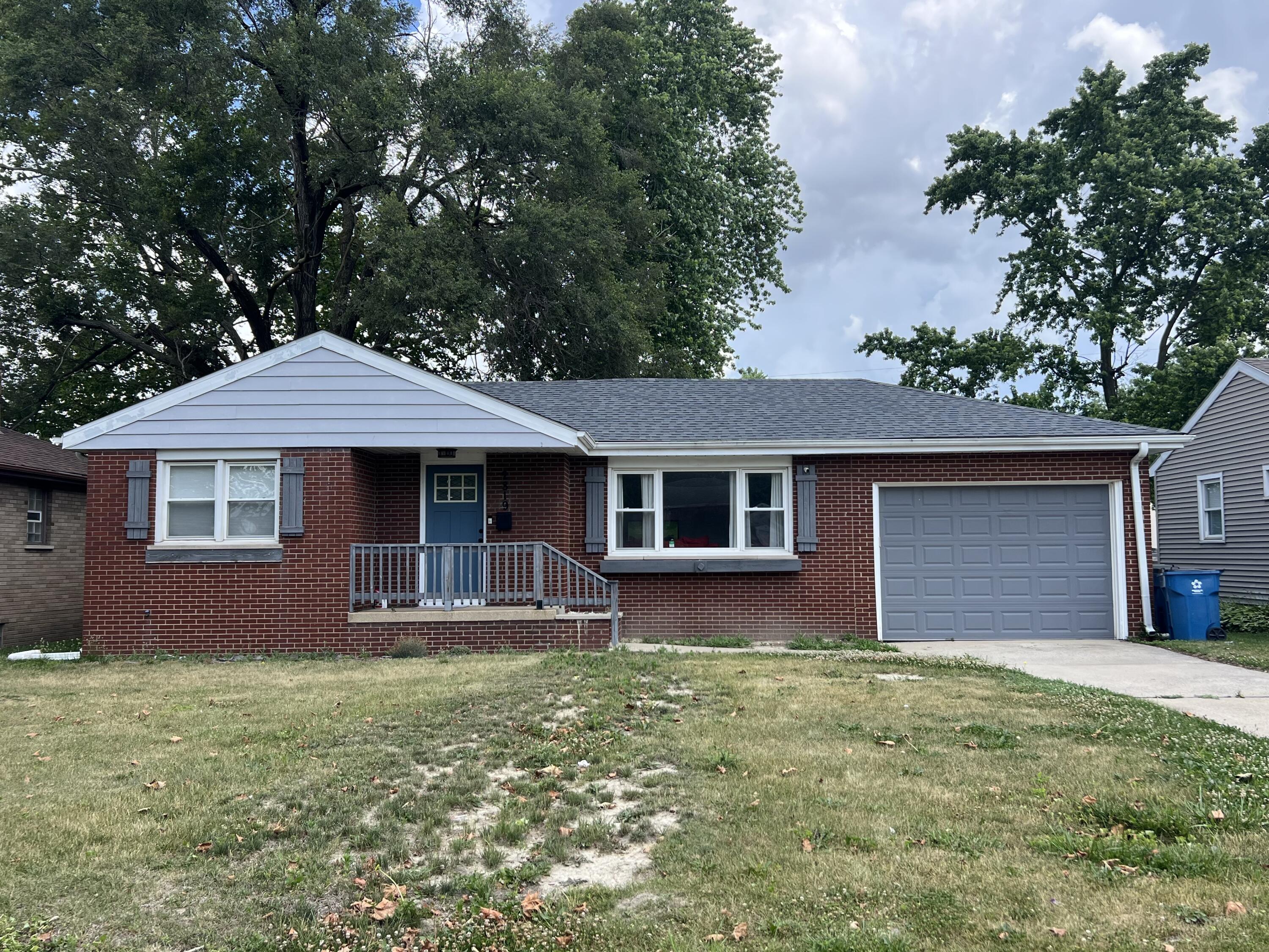 2819 Strong Street