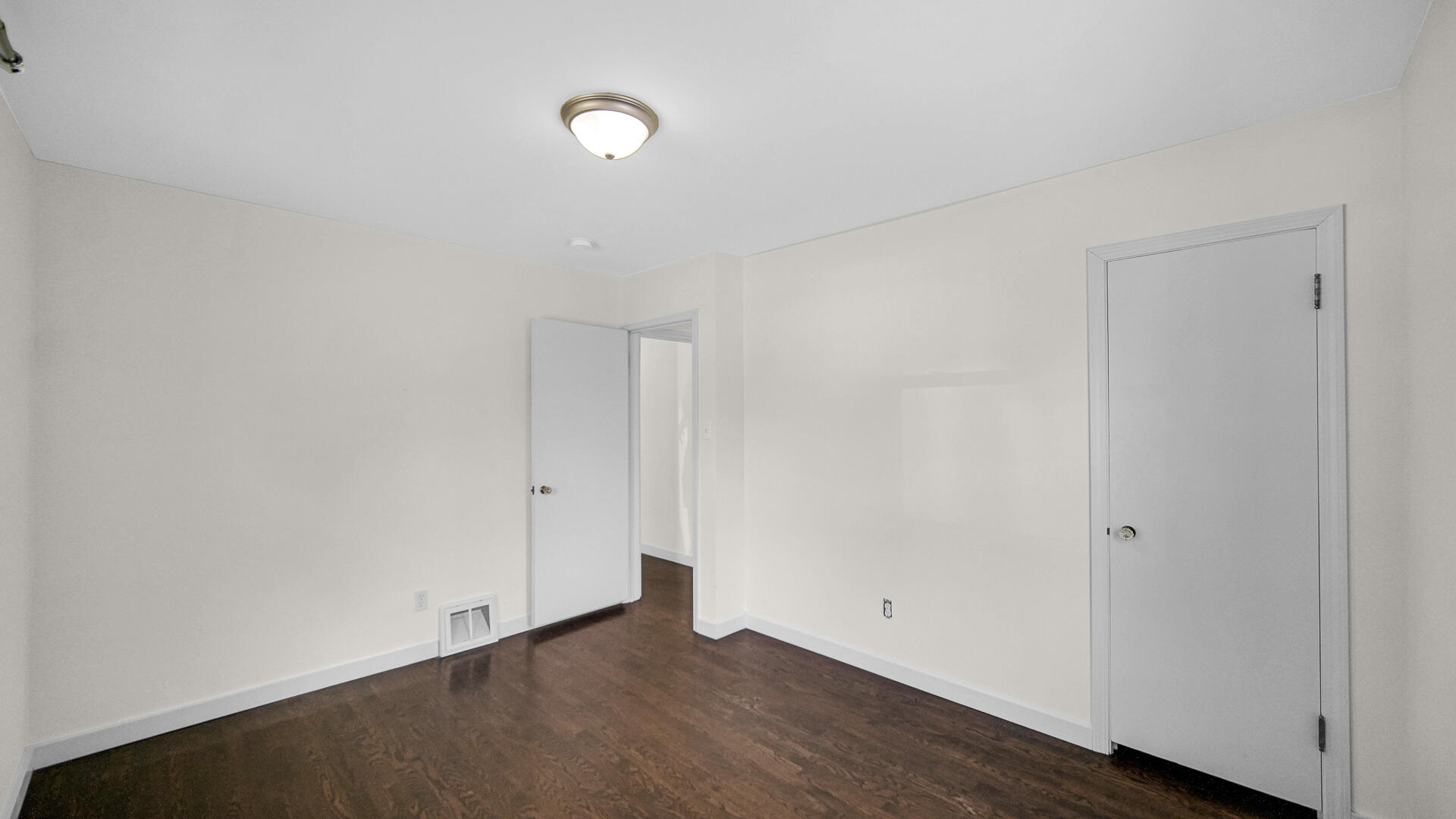 206 N Oakwood Drive