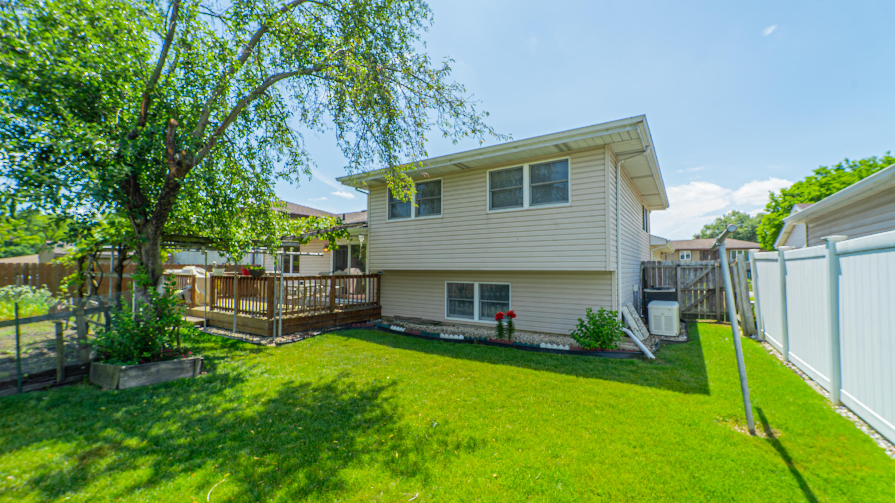 942 High Ridge Drive