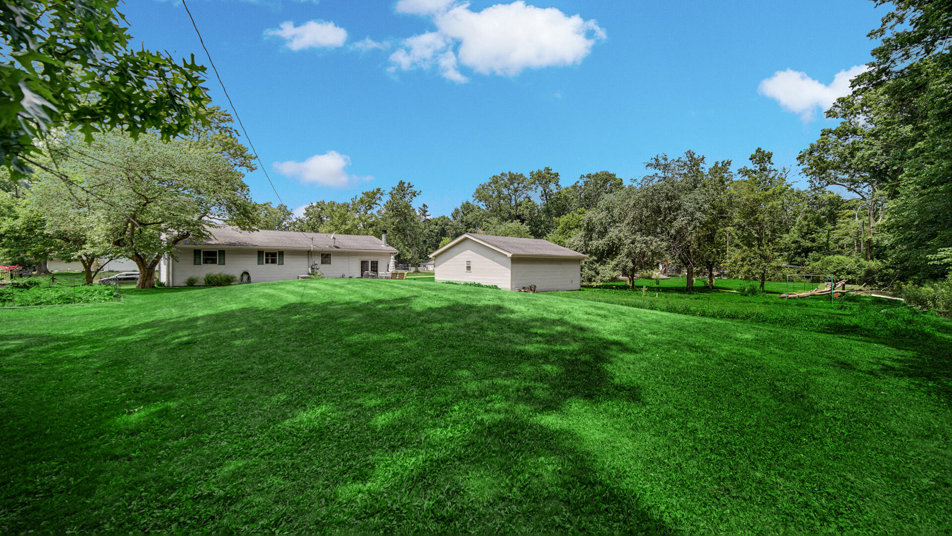 5202 Lynn Lane