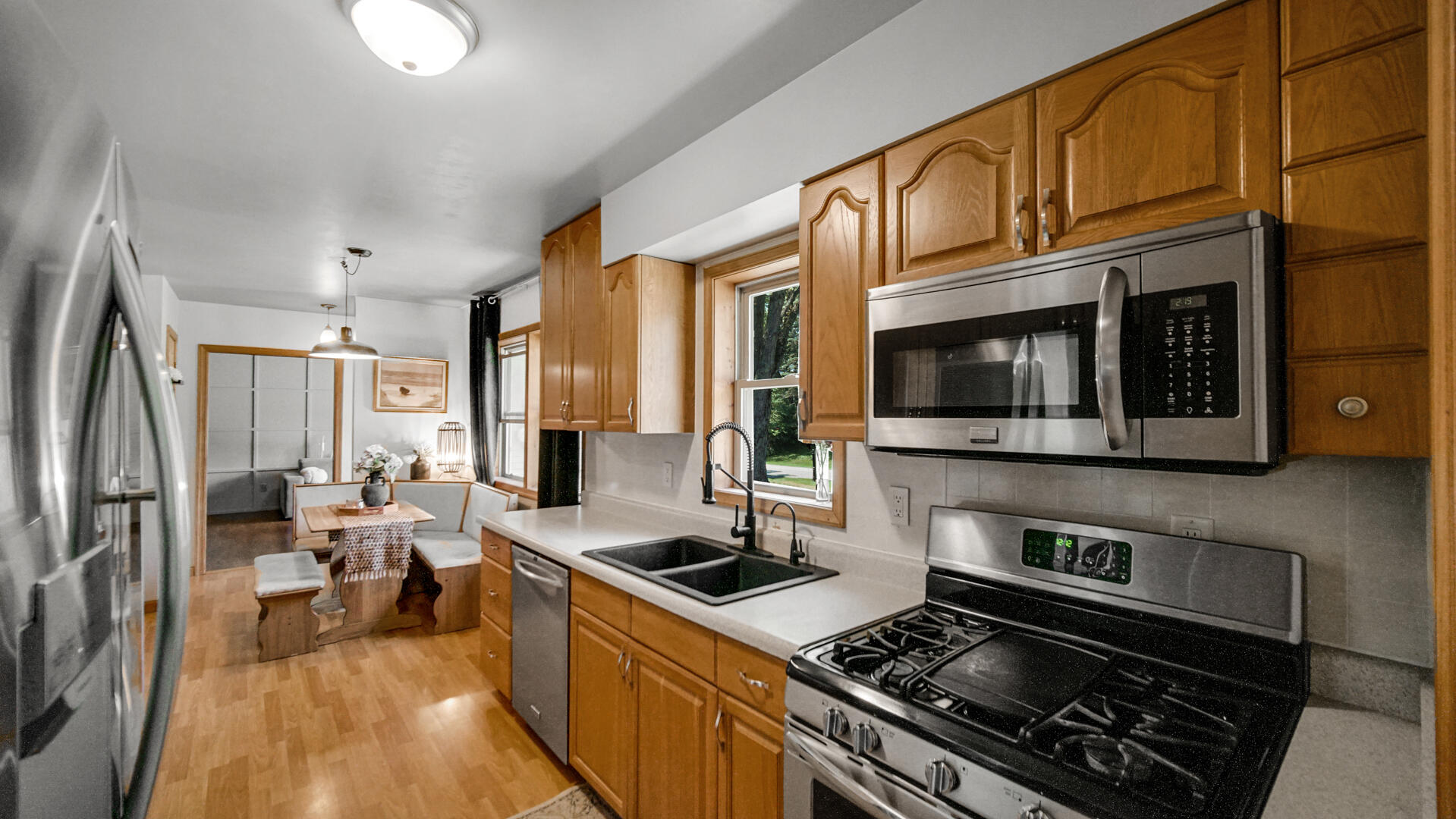 5202 Lynn Lane