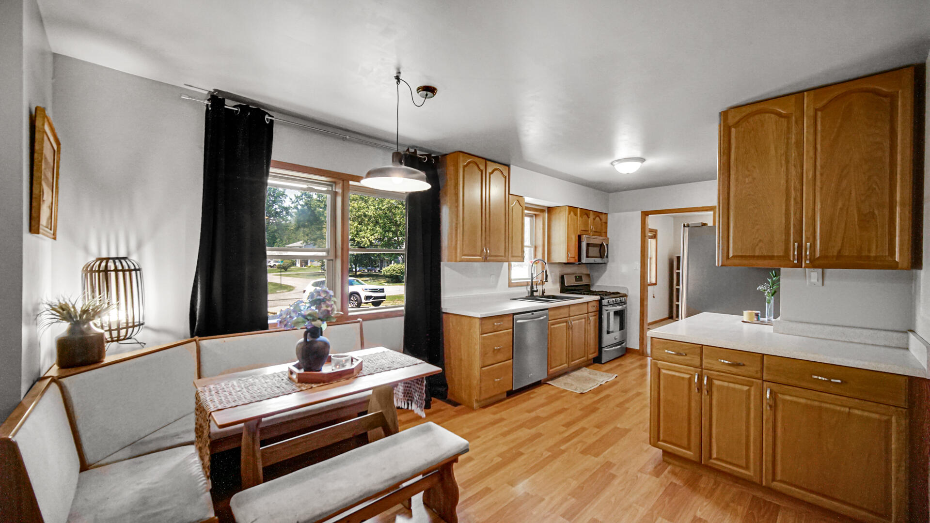5202 Lynn Lane