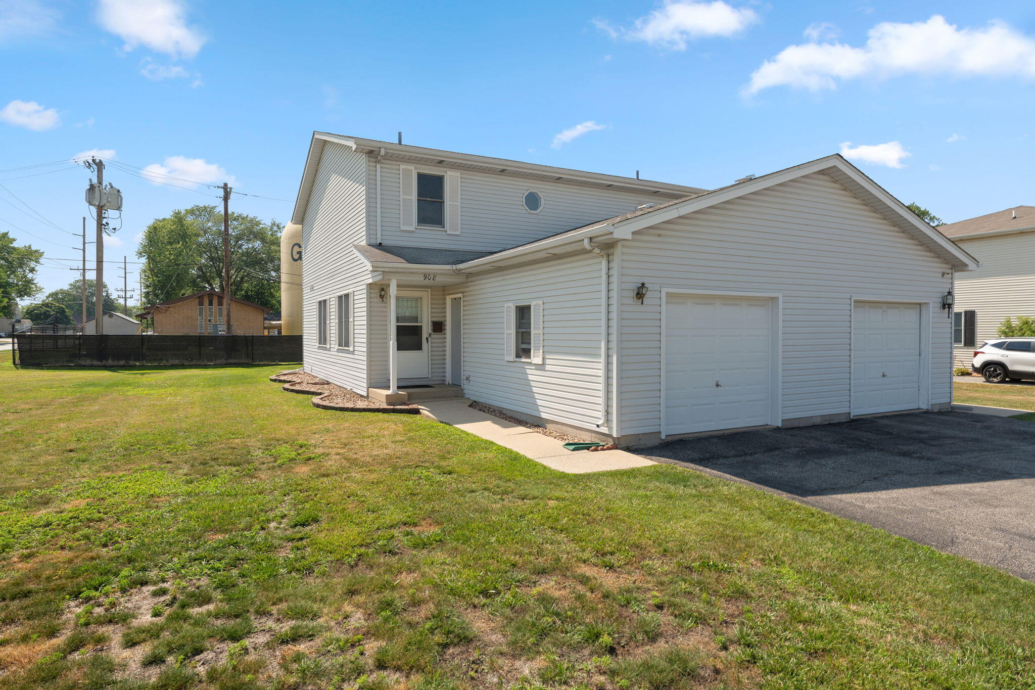 908 N Wheeler Street