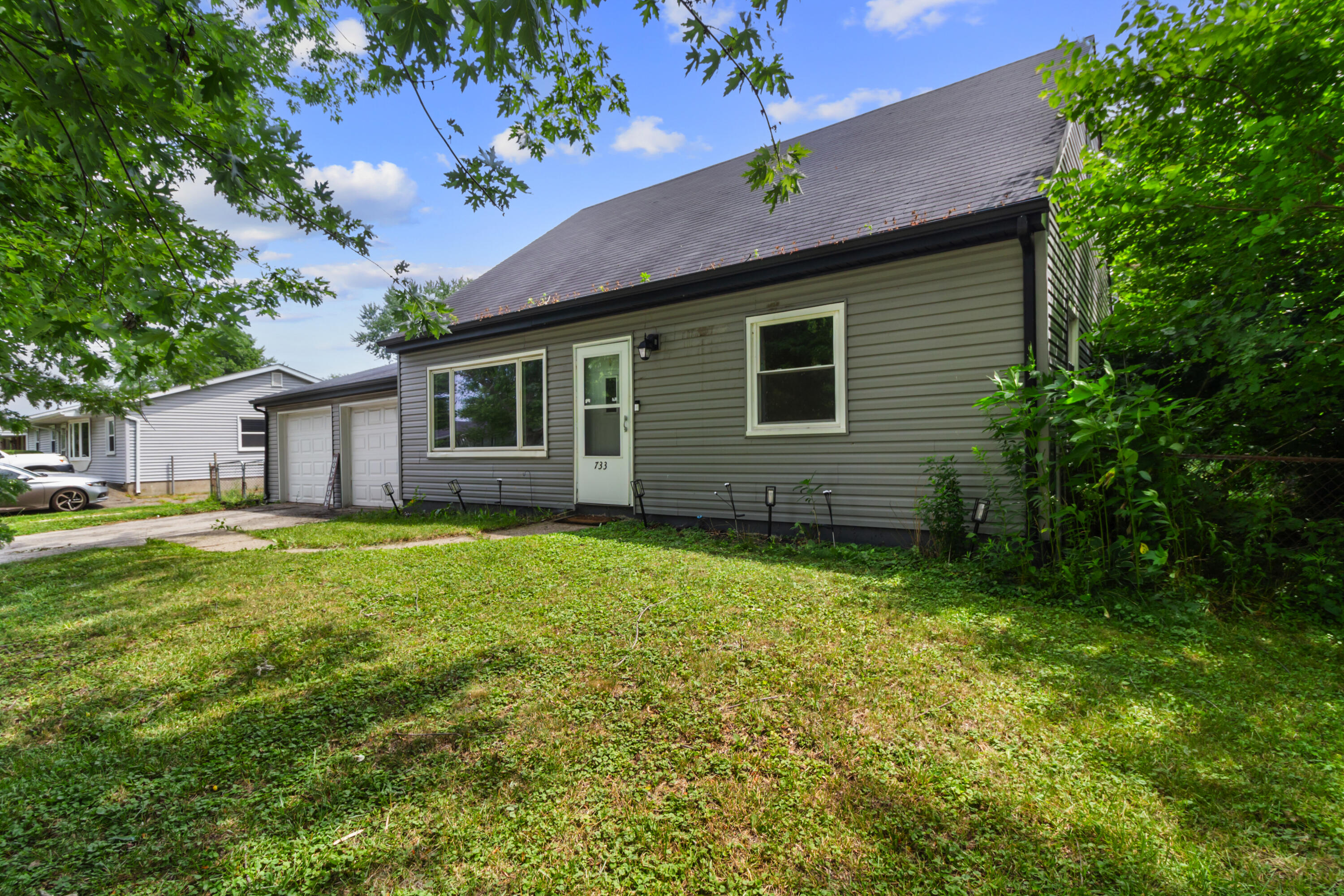 733 Fox River Road