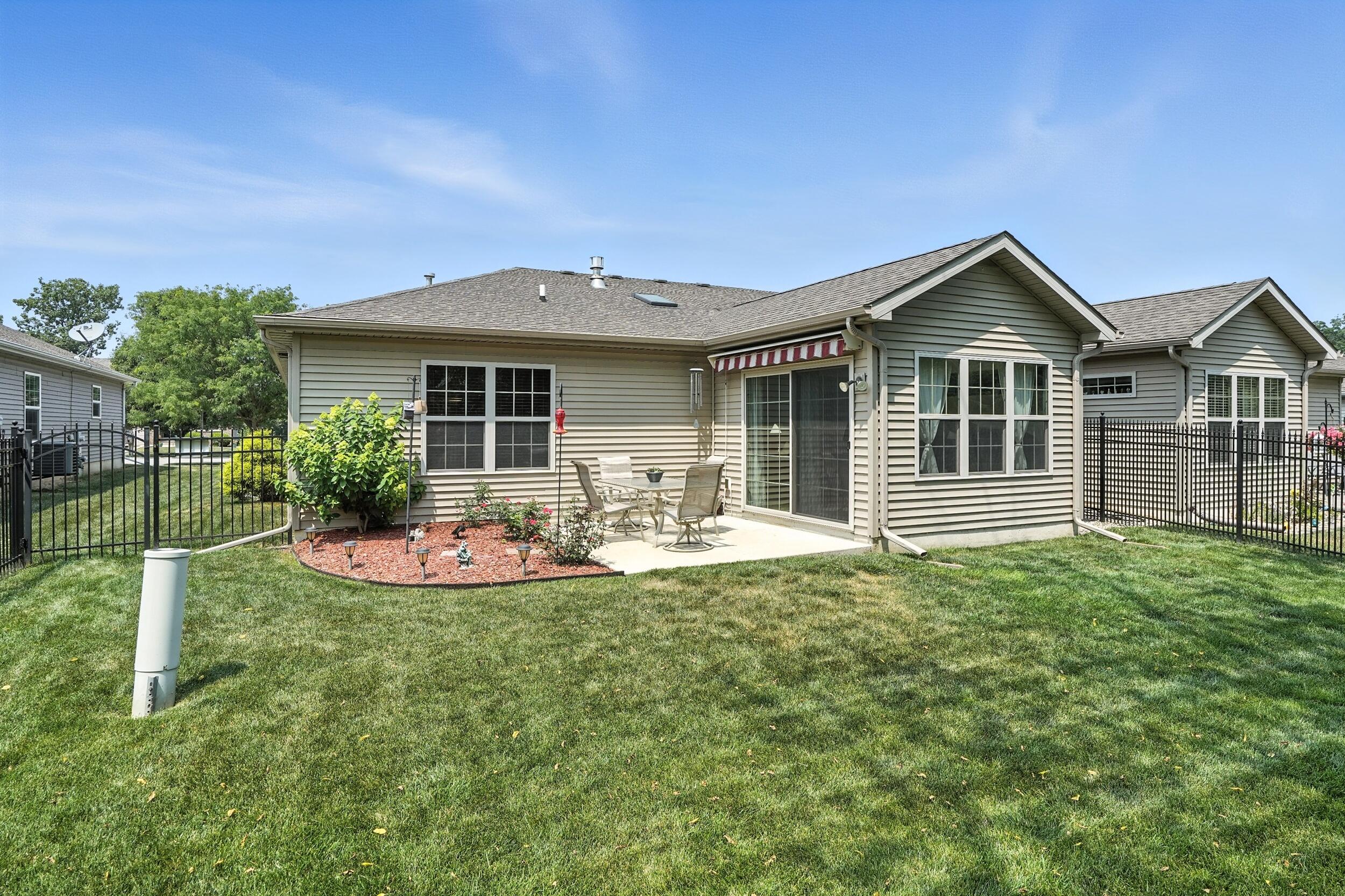 5527 Maggie Mae Court