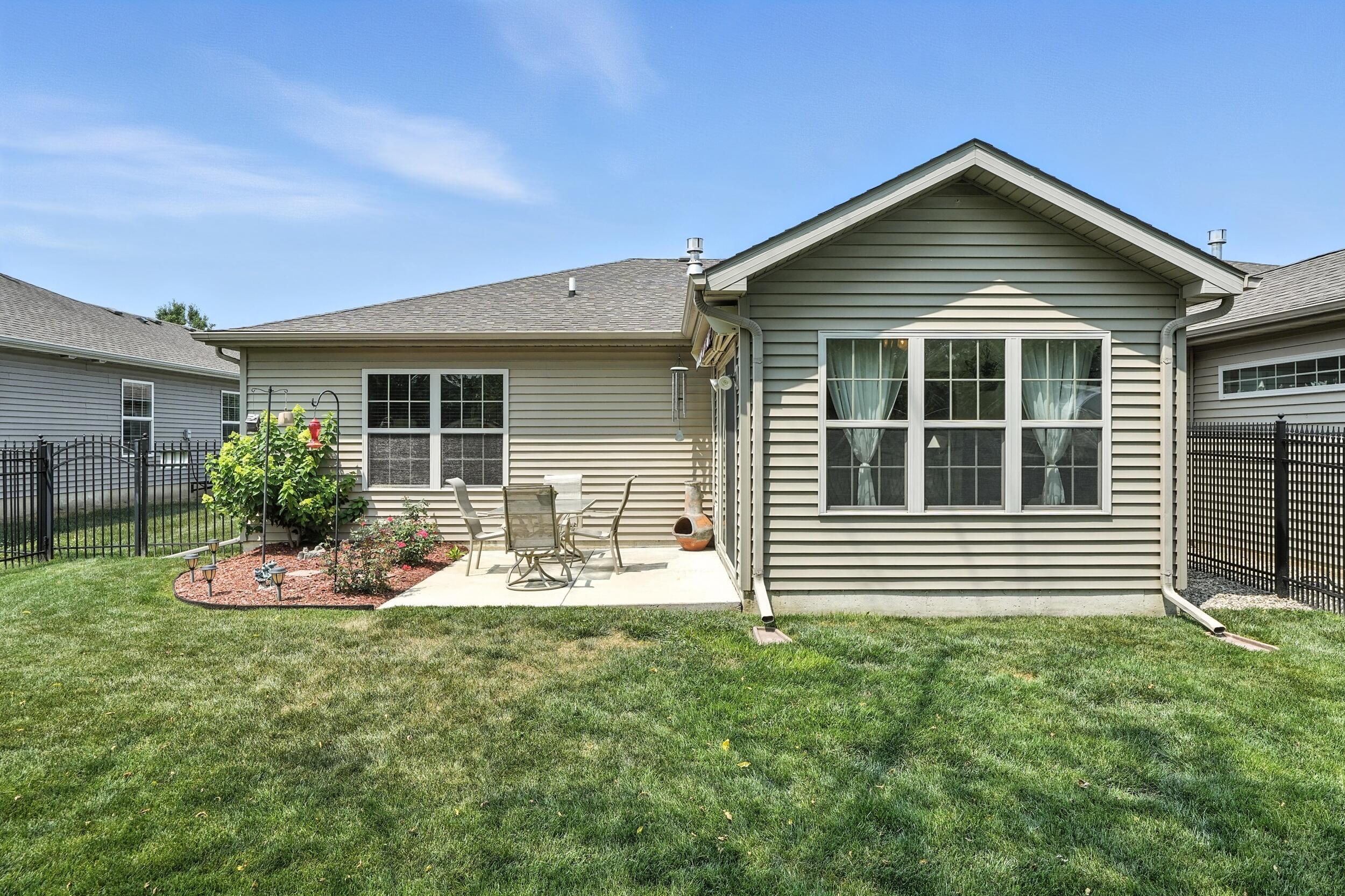 5527 Maggie Mae Court