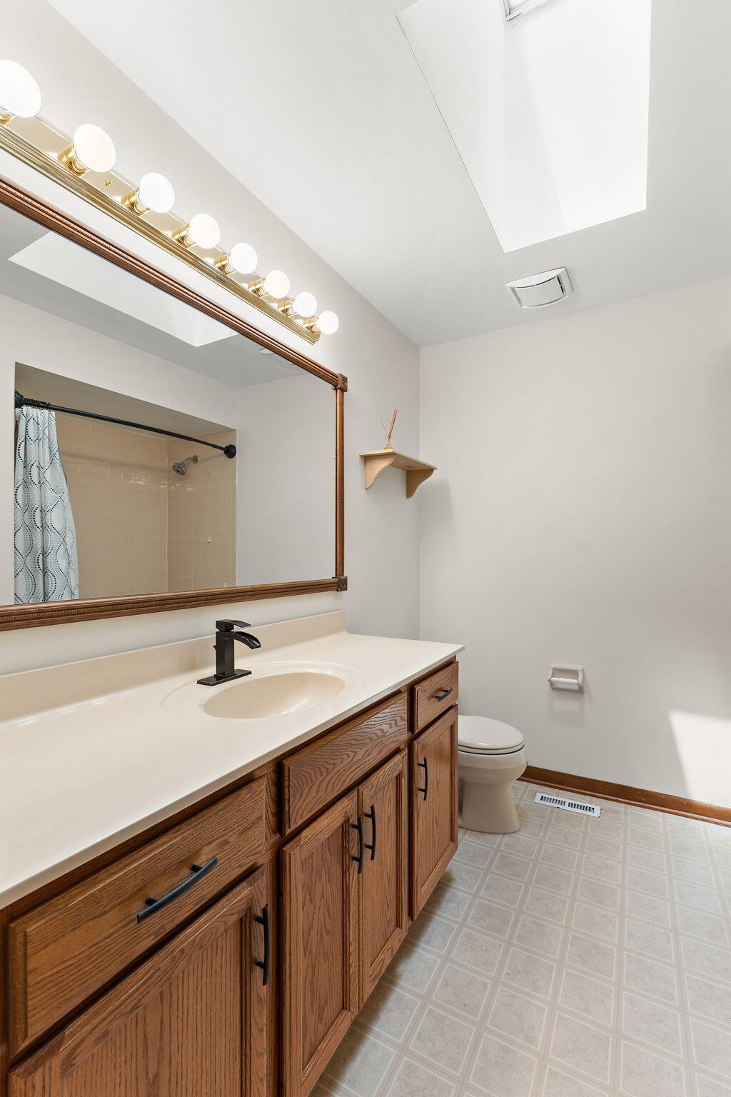 2722 Painted Leaf Court