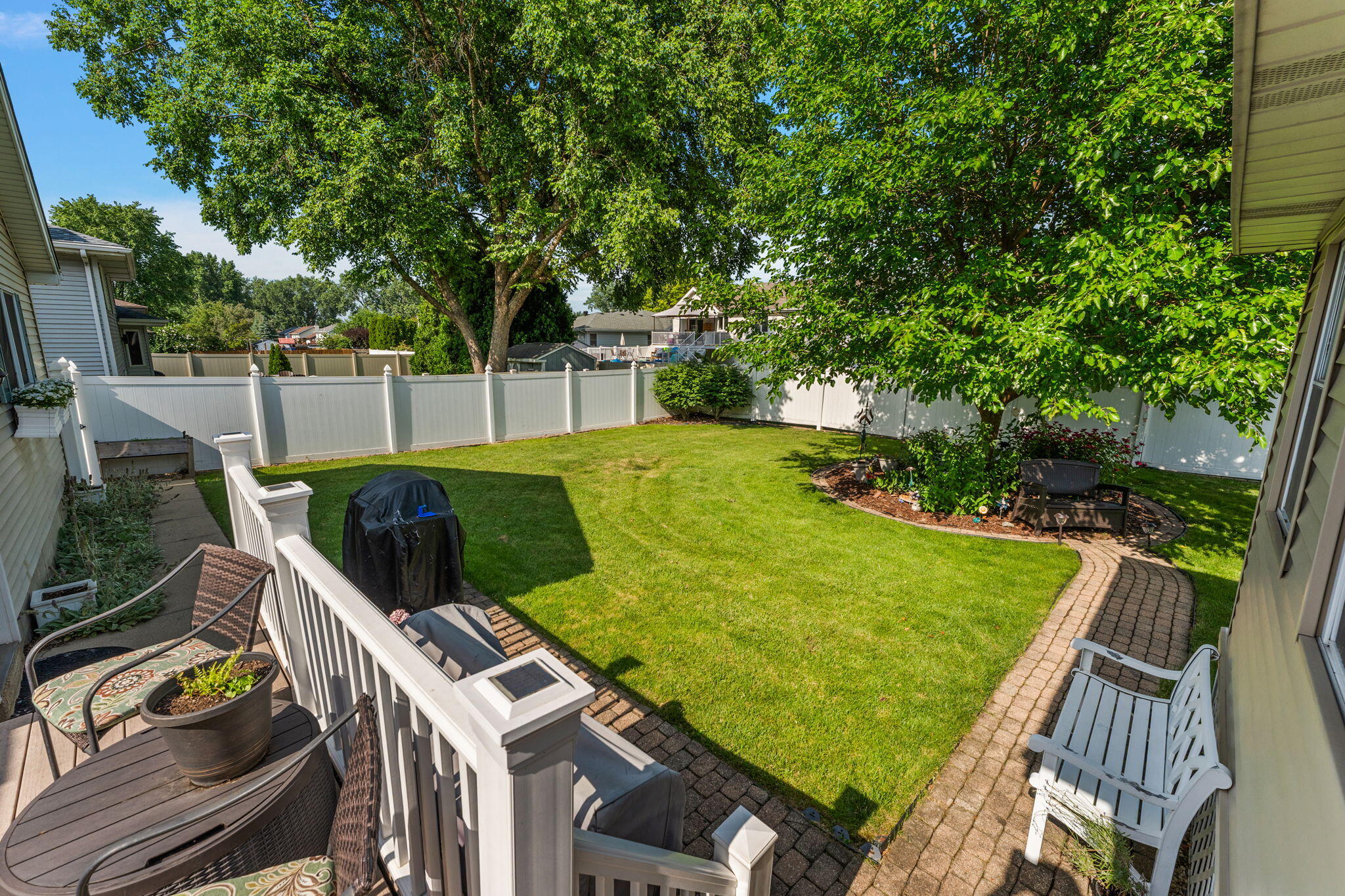 619 N Forest Avenue Unit: 46319