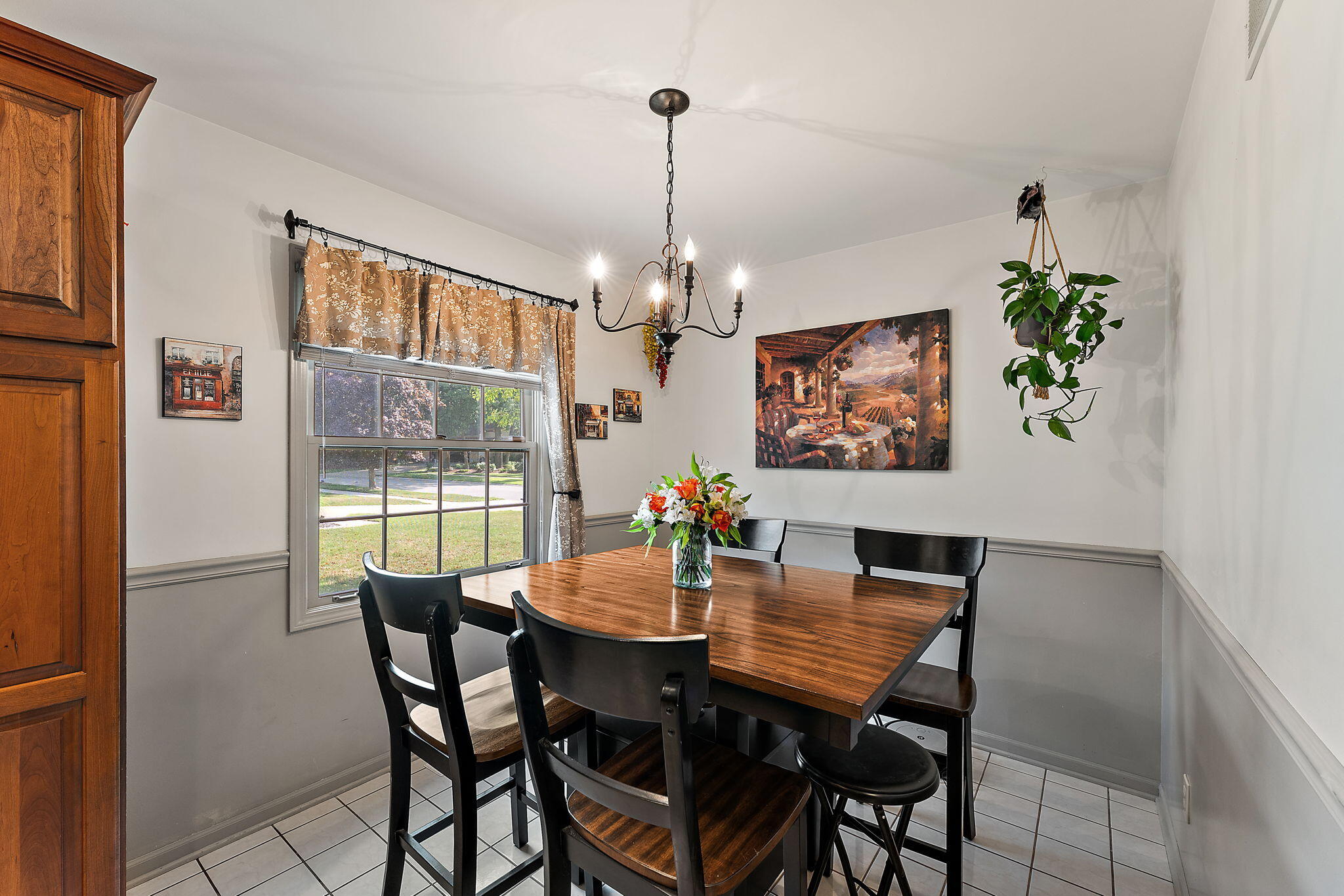 619 N Forest Avenue Unit: 46319