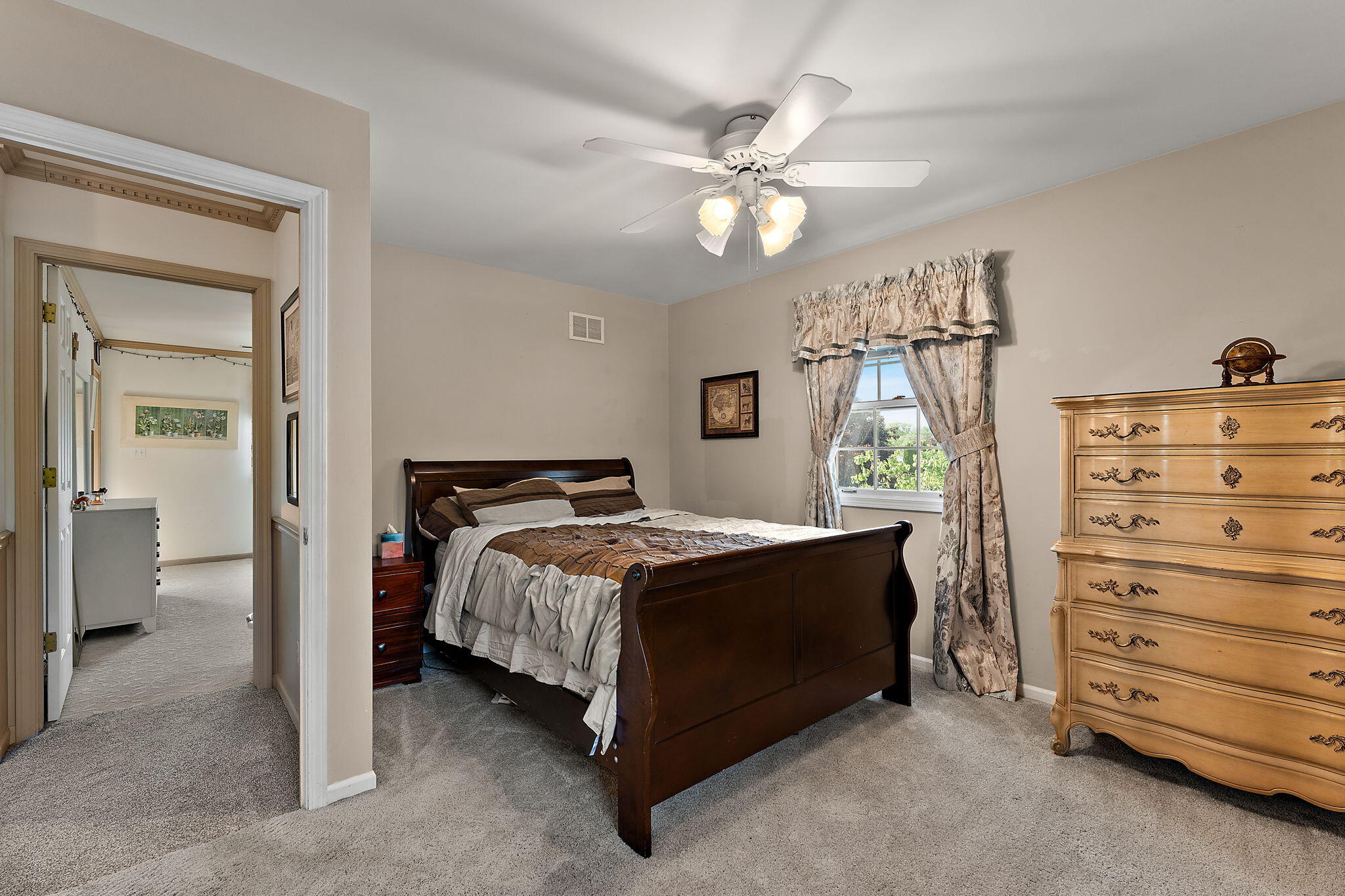 619 N Forest Avenue Unit: 46319