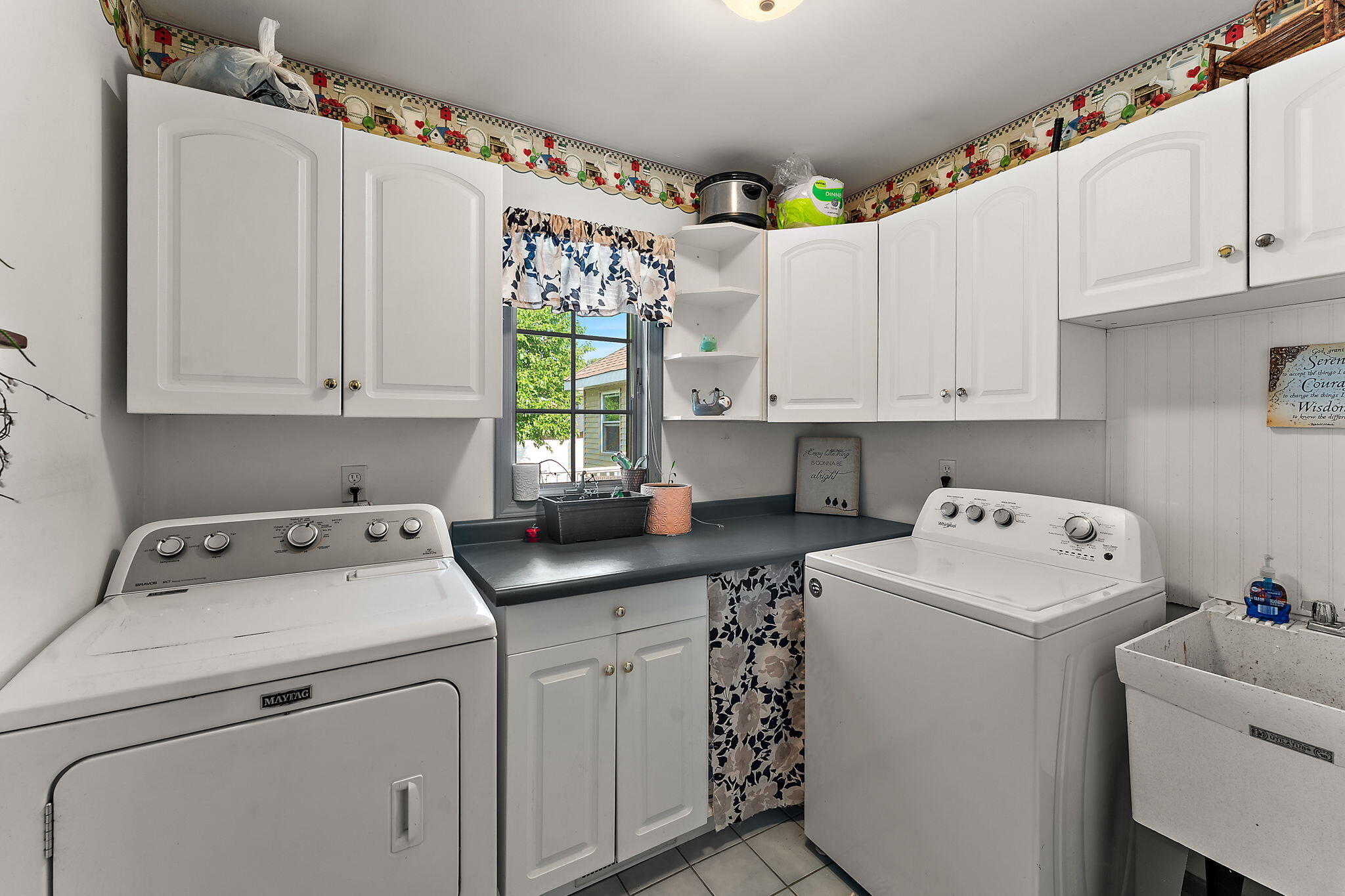 619 N Forest Avenue Unit: 46319